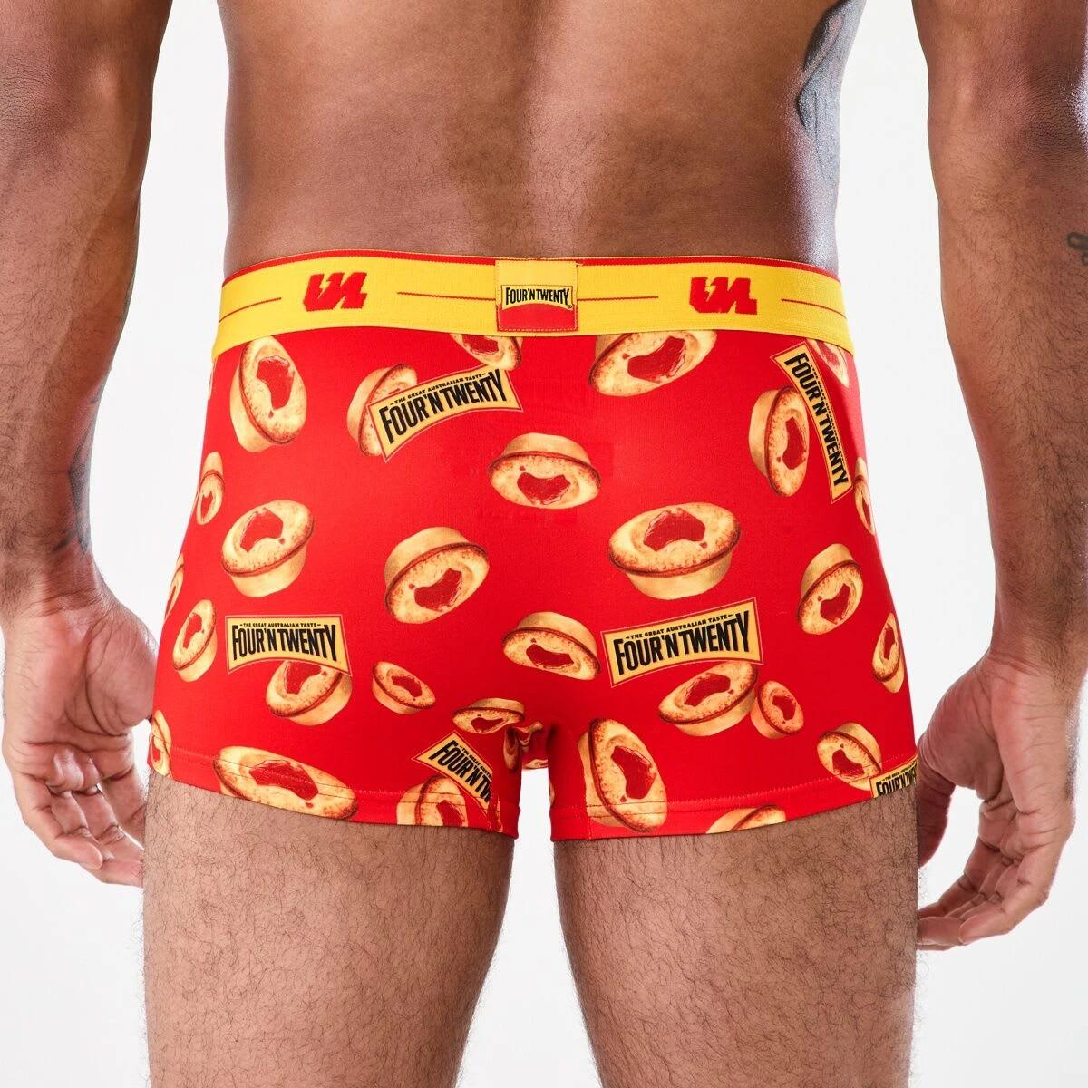 4 License Trunks FOUR N TWENTY, 4 of 8