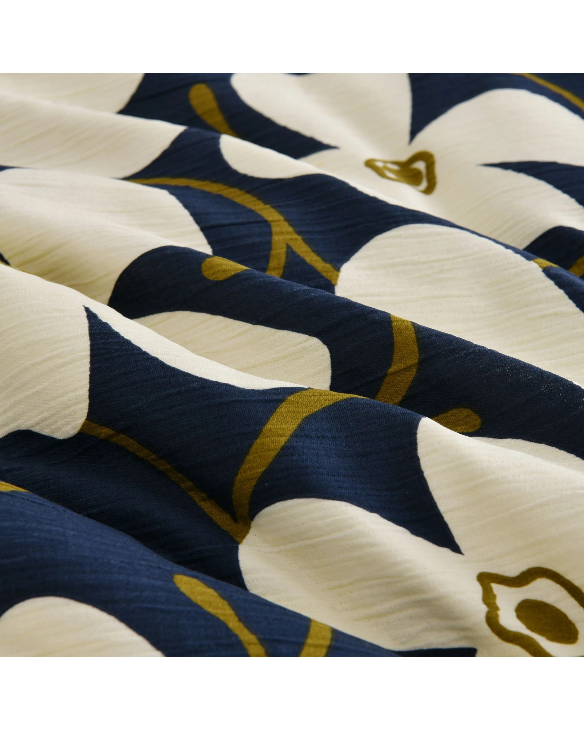 4 Dreamaker Ezra Floral Printed Quilt Cover Set - Queen Bed - Navy, 4 of 7