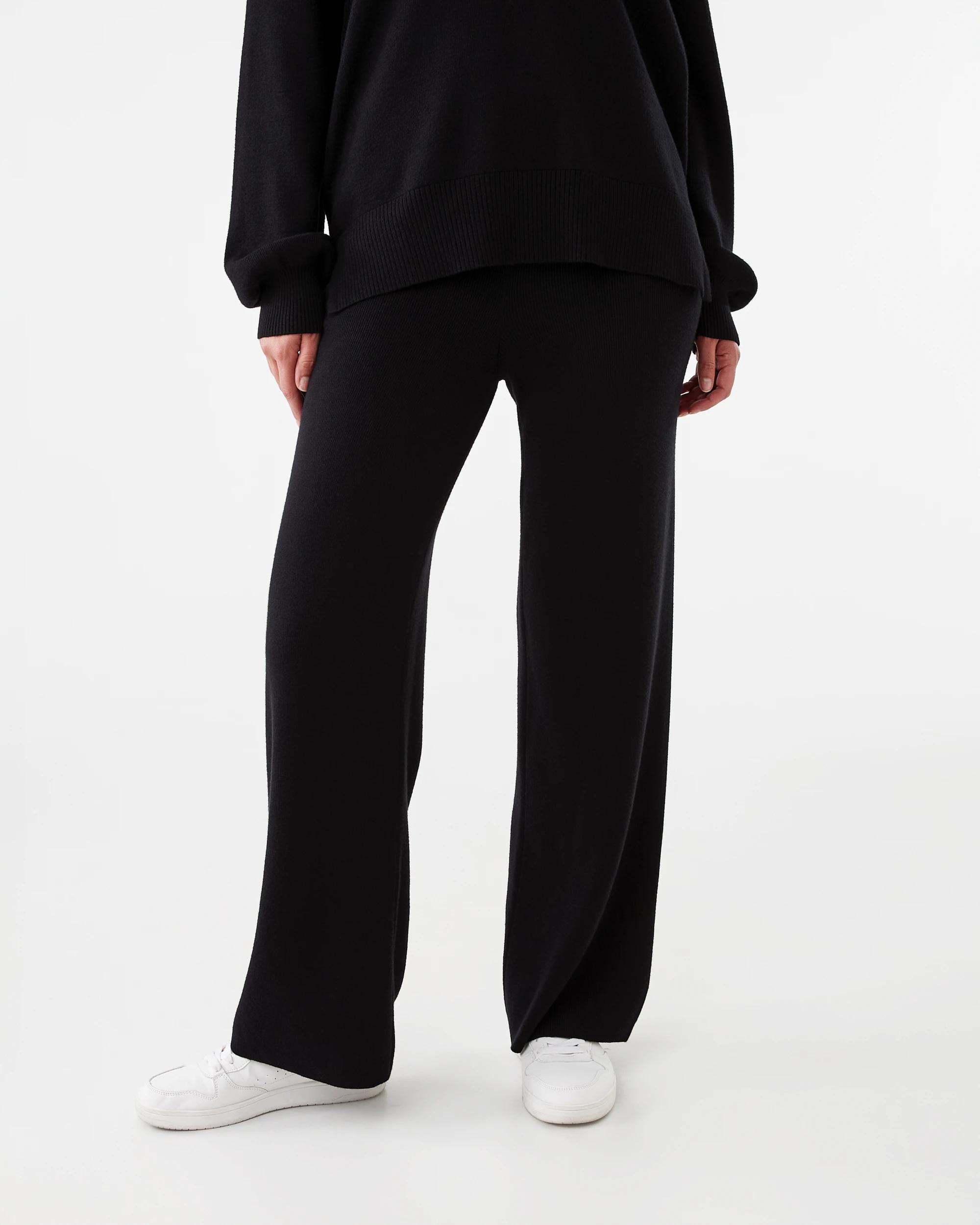 1 True Knit Pants Black, 1 of 5