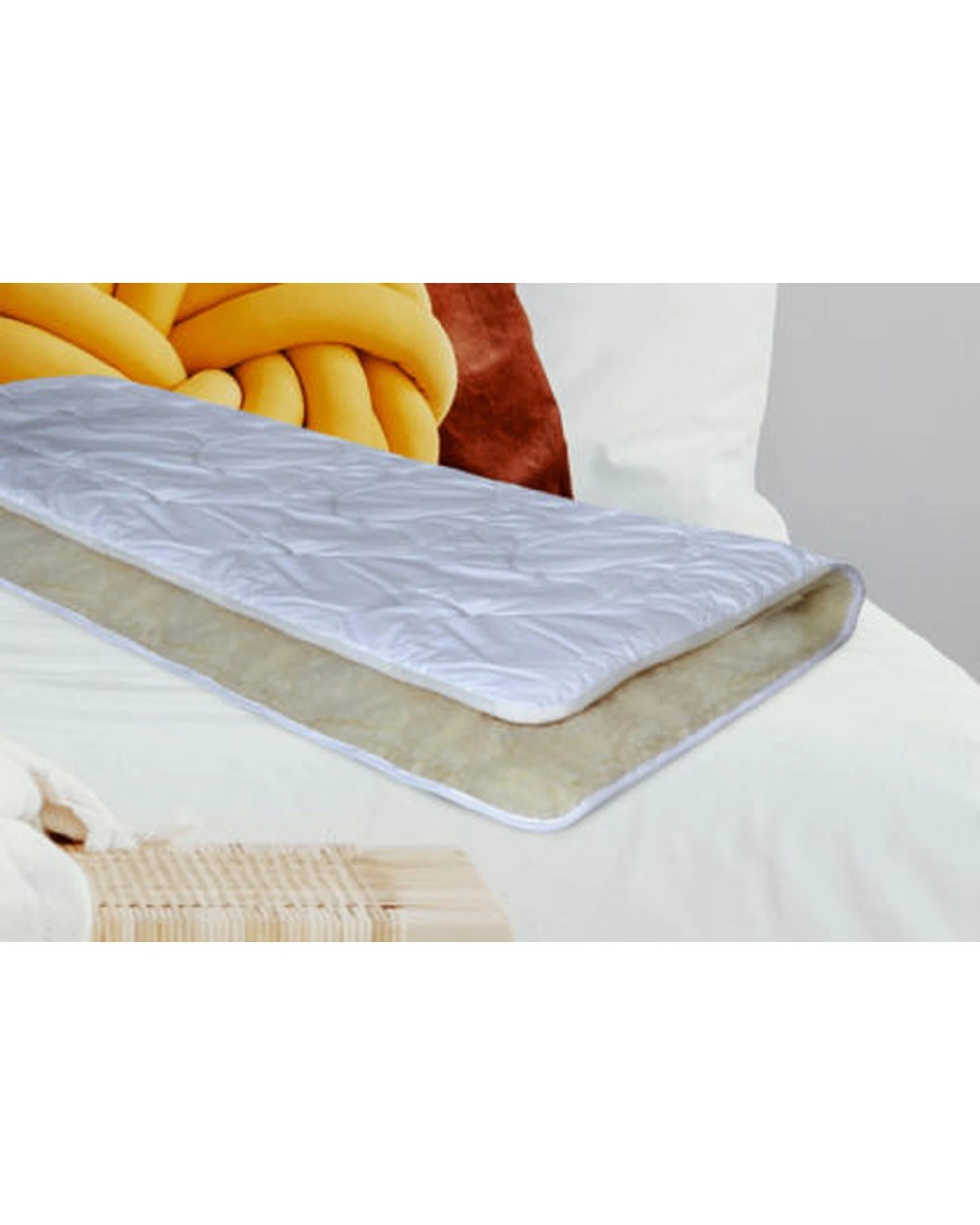 2 Jaspa Black All Seasons Reversible Wool Underlay (Queen) - Beige, 2 of 2