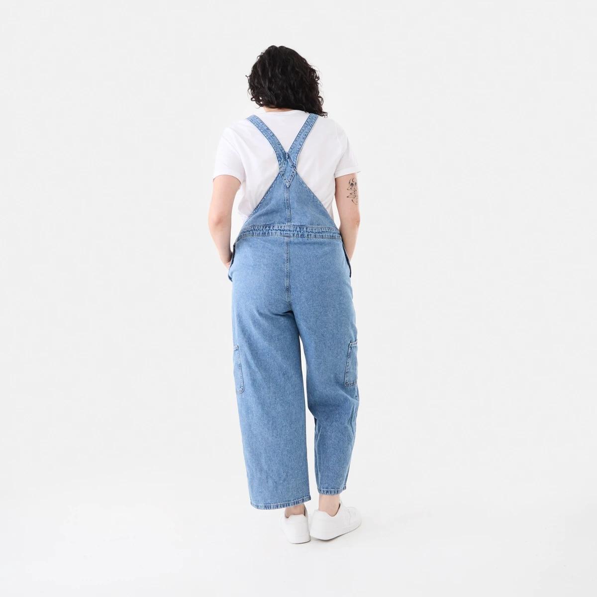3 Sleeveless Cargo Dungarees Mid Wash, 3 of 9