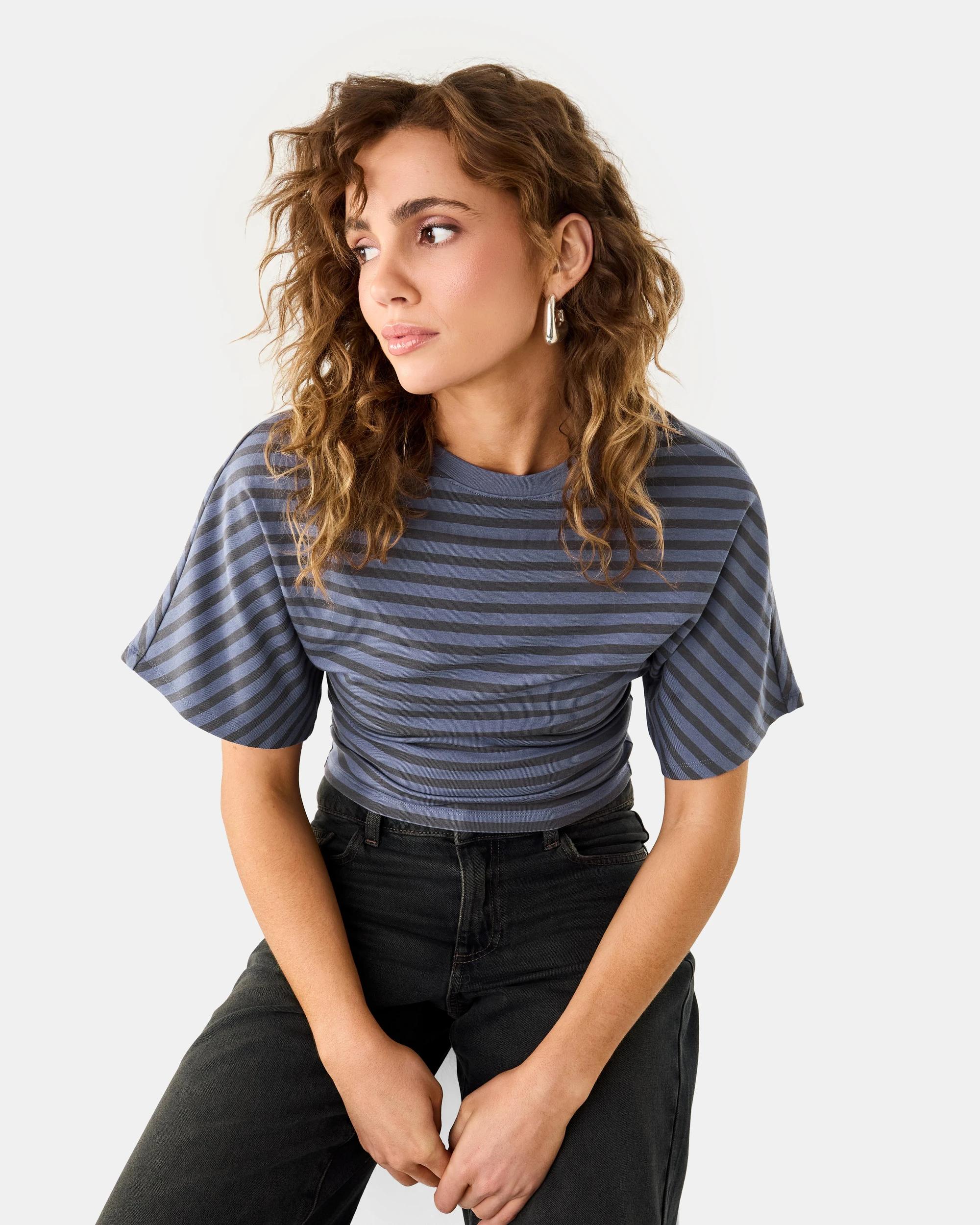 10 Short Sleeve Fitted Top Wldwindstp, 10 of 10