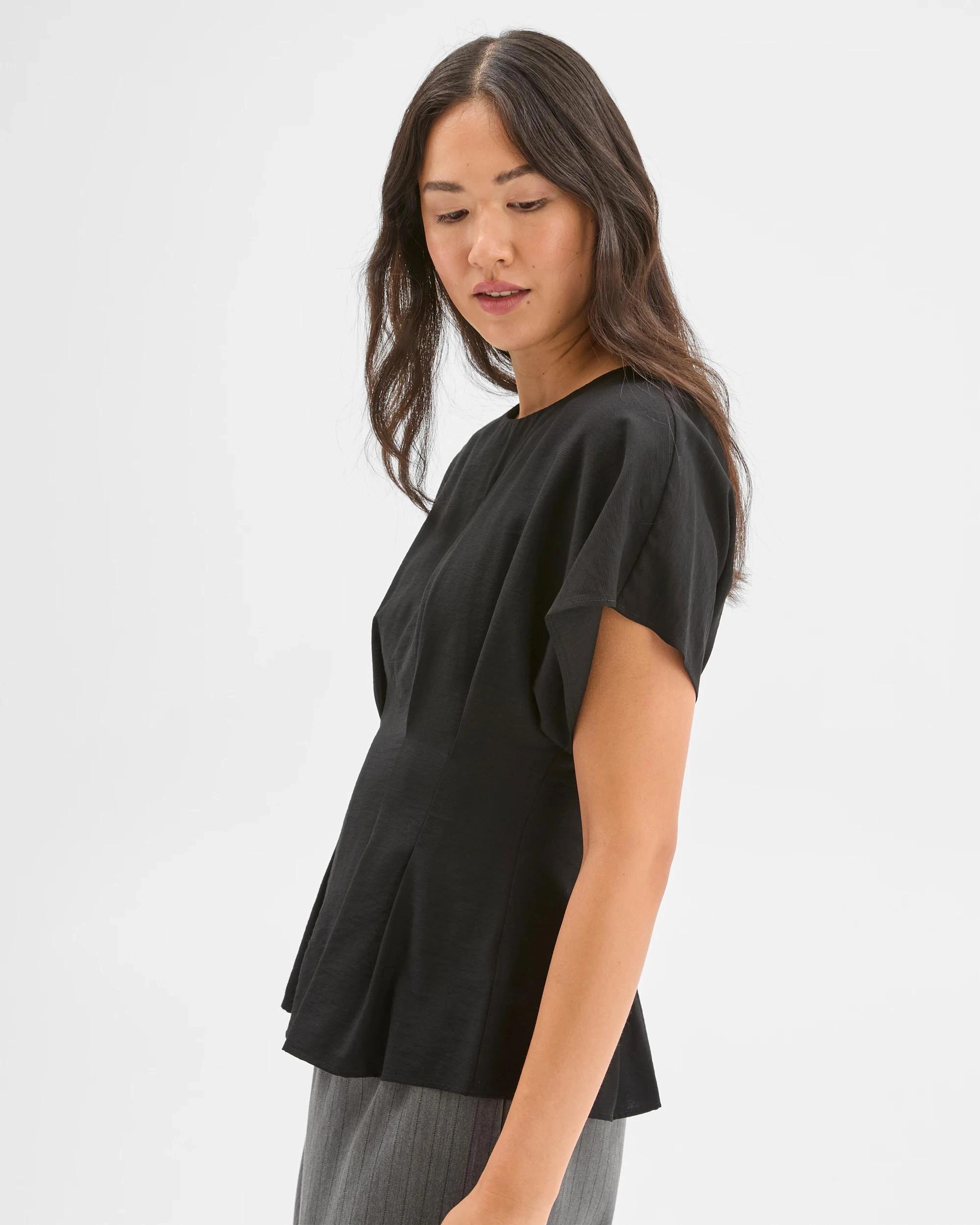 4 Preview Short Sleeve Femme Tuck Blouse BLACK, 4 of 7