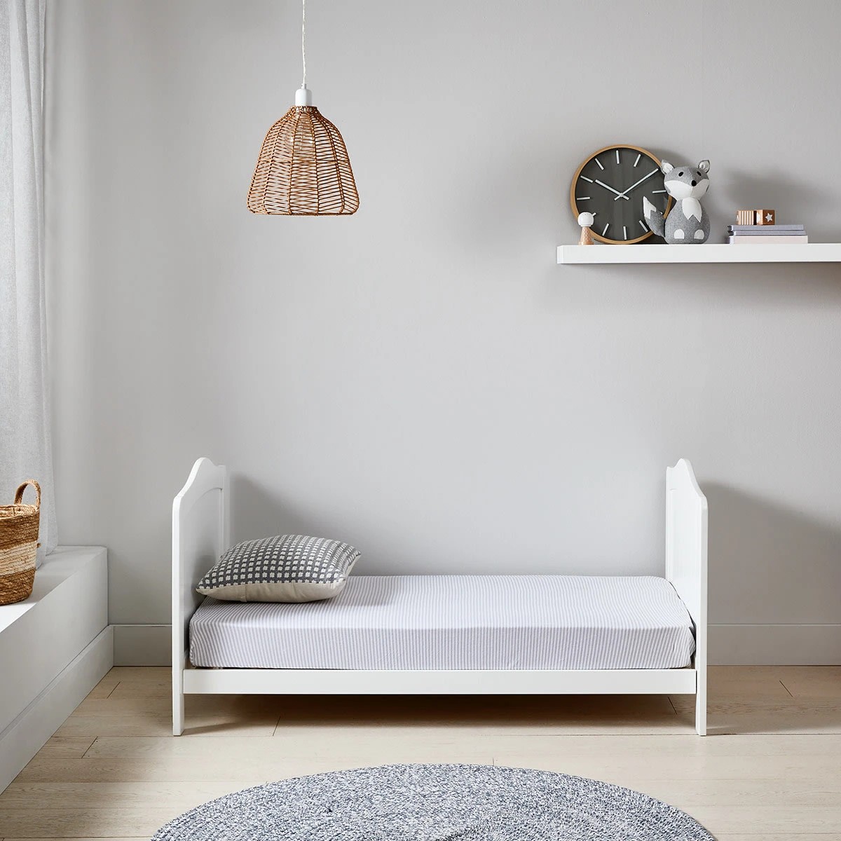 7 2-in-1 Wooden Cot - White, 7 of 11