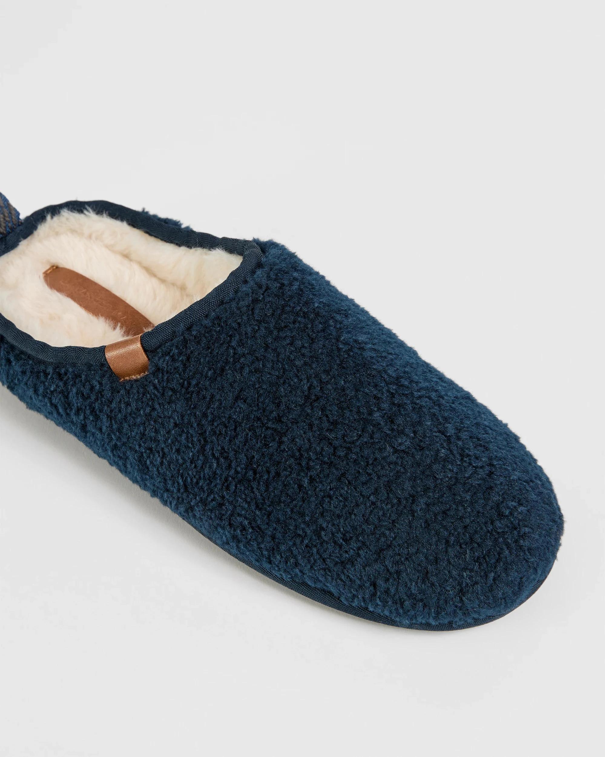 3 Target Man Cozy Slipper Scuff NAVY, 3 of 3