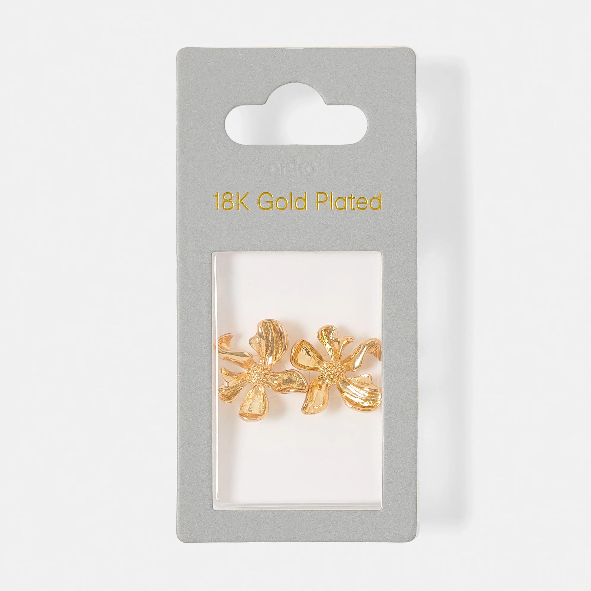 6 18K Gold Plated Flower Stud Earrings Gold, 6 of 6