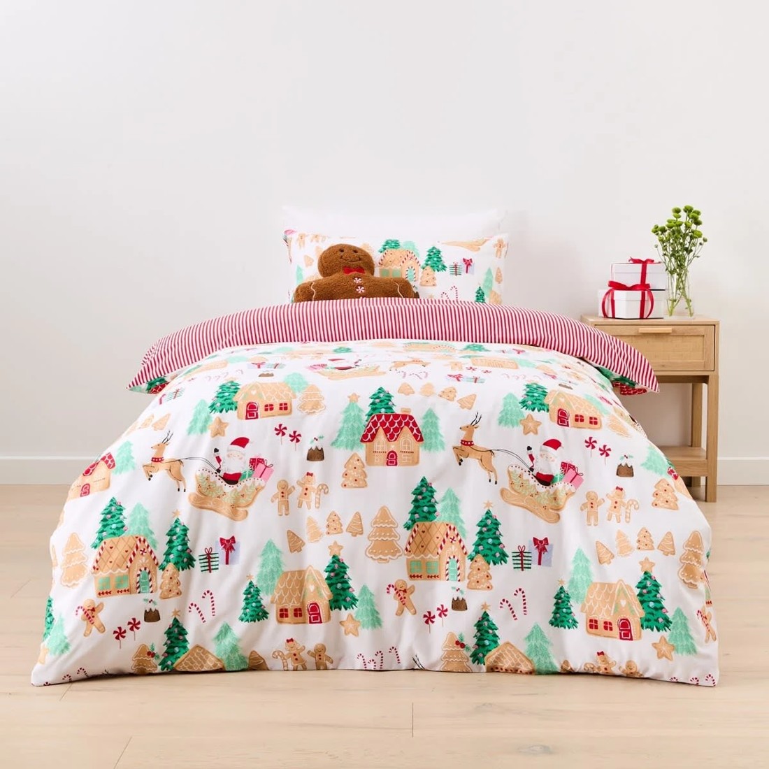 1 Gingerbread Cotton Rich Reversible Quilt Cover Set - Single Bed, 1 of 8