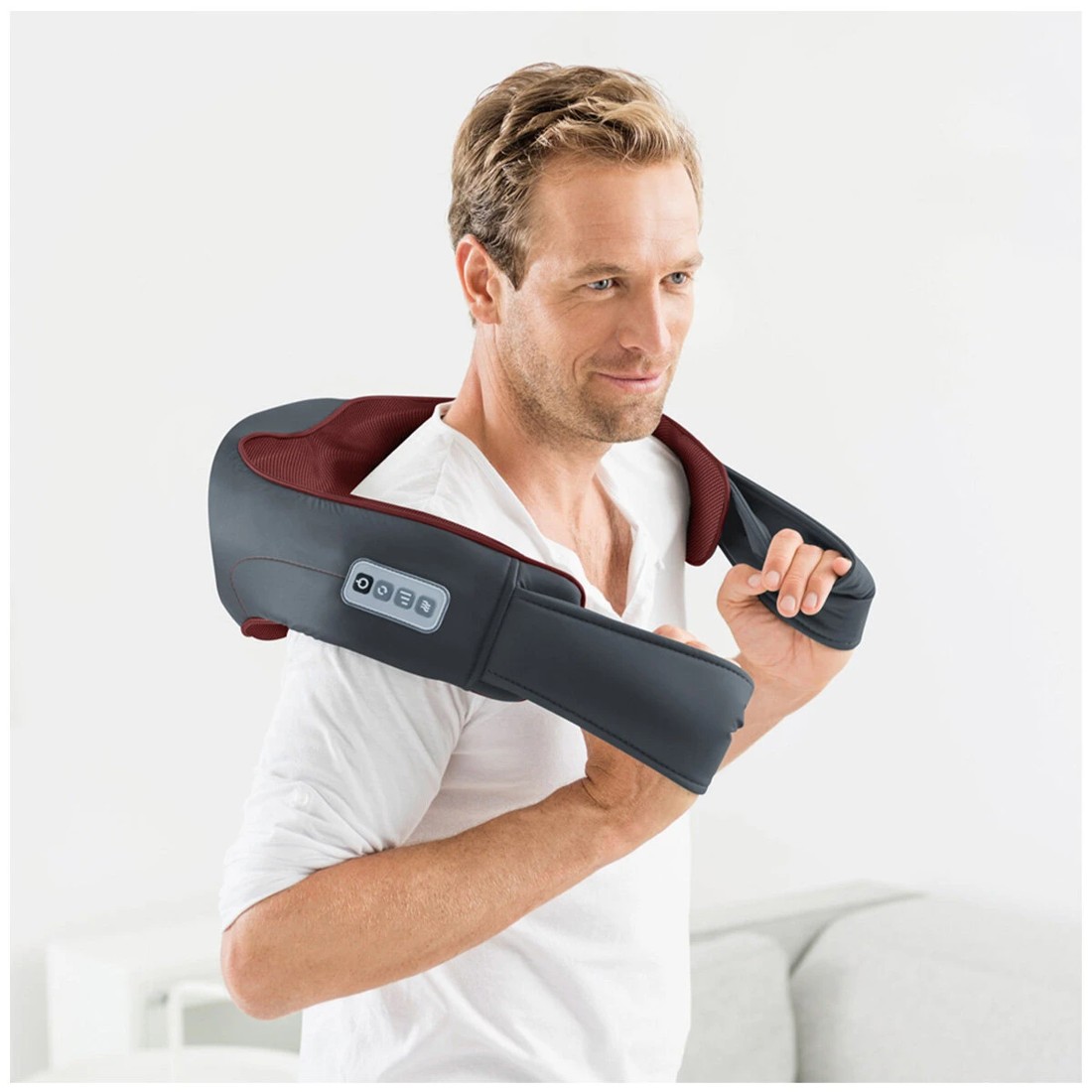 4 Beurer Deluxe 3D Shiatsu Back and Neck Massager, 4 of 5