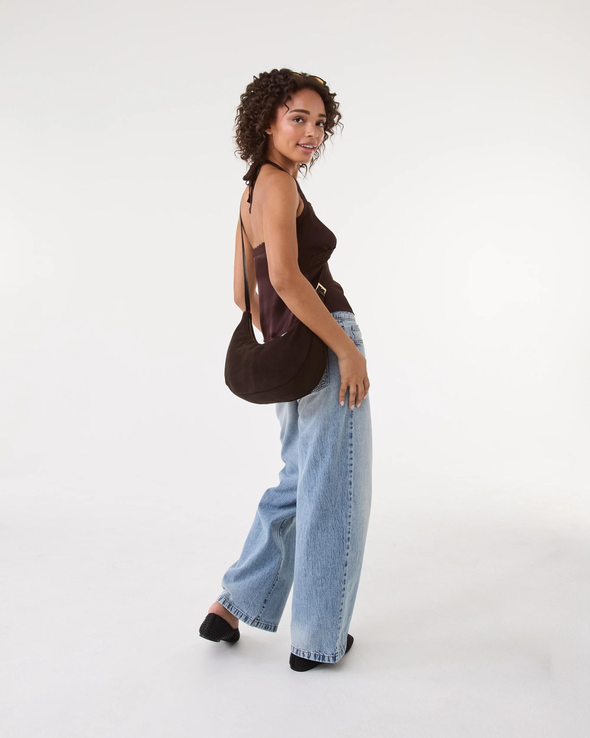 7 Leather Crossbody Bag Deep Fudge, 7 of 9