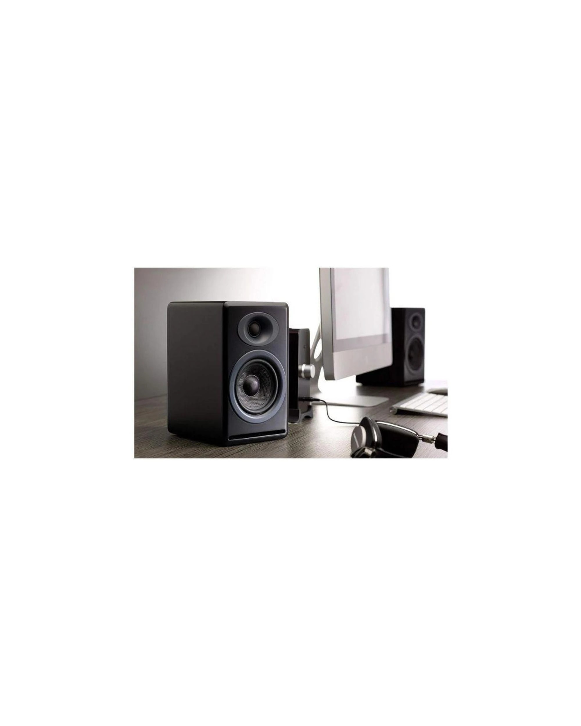 6 Audioengine P4 Passive Bookshelf Speakers Satin Black, 6 of 7