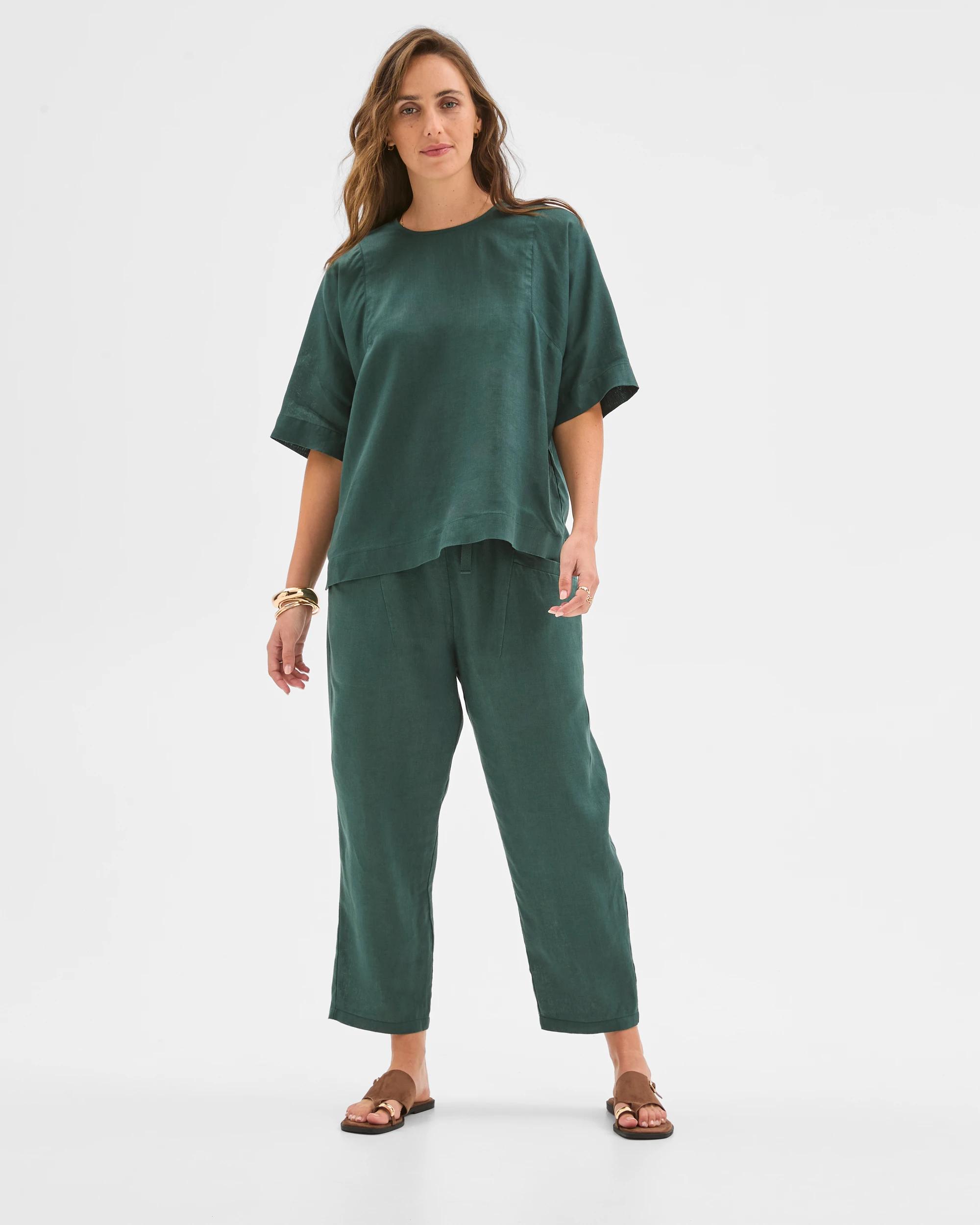 1 Target Woman European Linen Seamed T-Shirt DEEP GREEN, 1 of 6