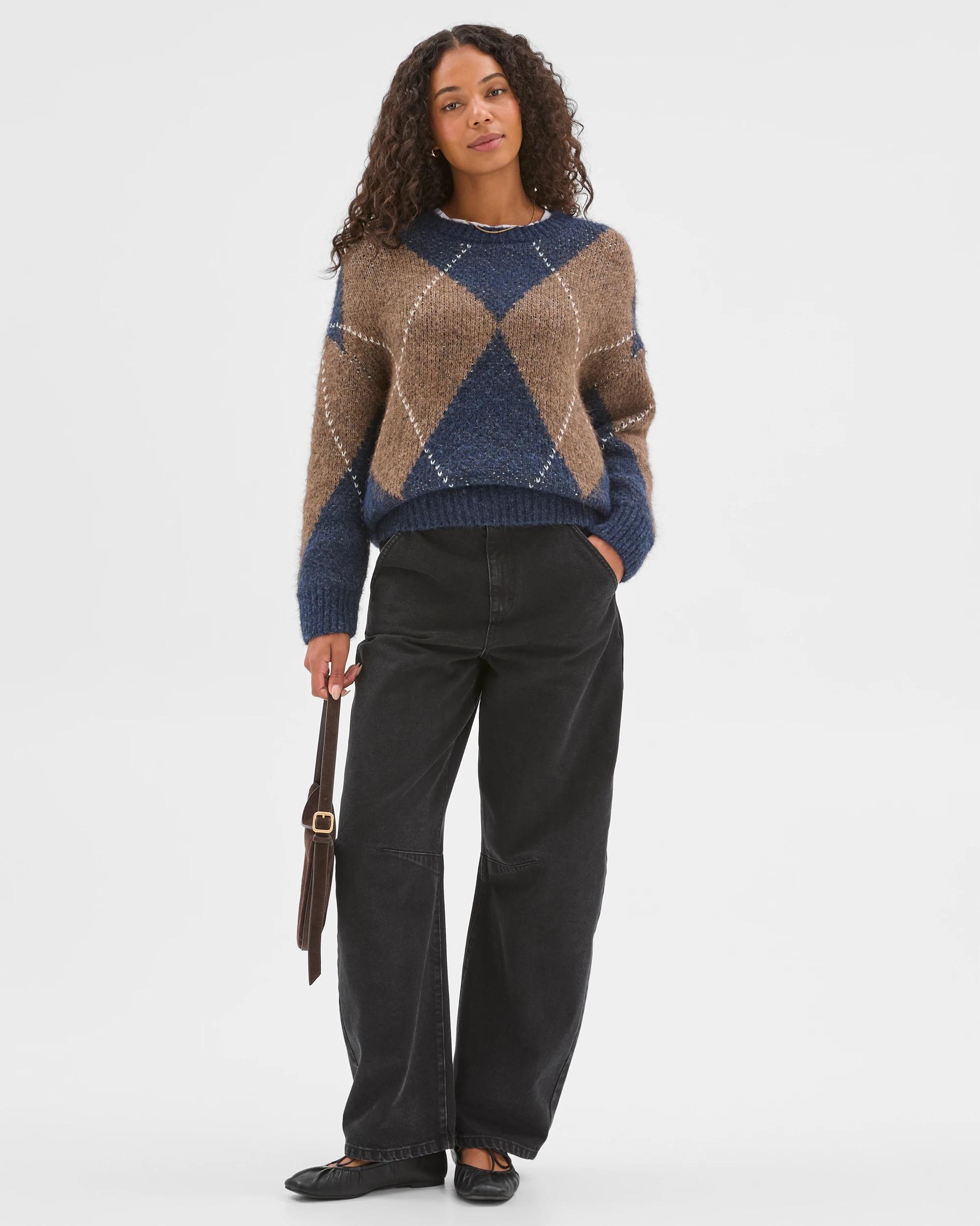 6 Target Woman Oversized Argyle Knit Jumper NAVY MARLE, 6 of 7