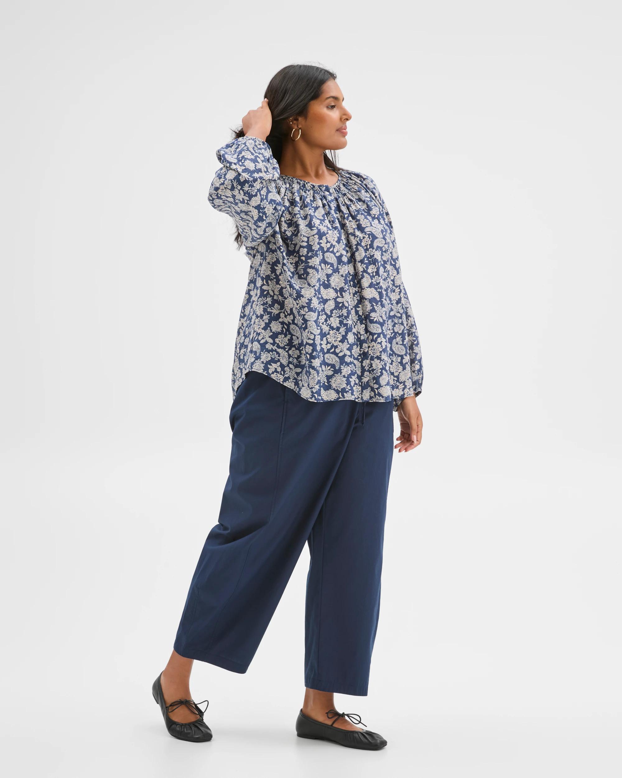 2 Target Curve Plus Size 3/4 Sleeve Button Through Textured Blouse MULTI, 2 of 7