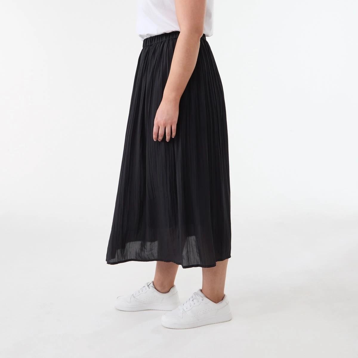 2 Crinkle Maxi Skirt BLACK, 2 of 5