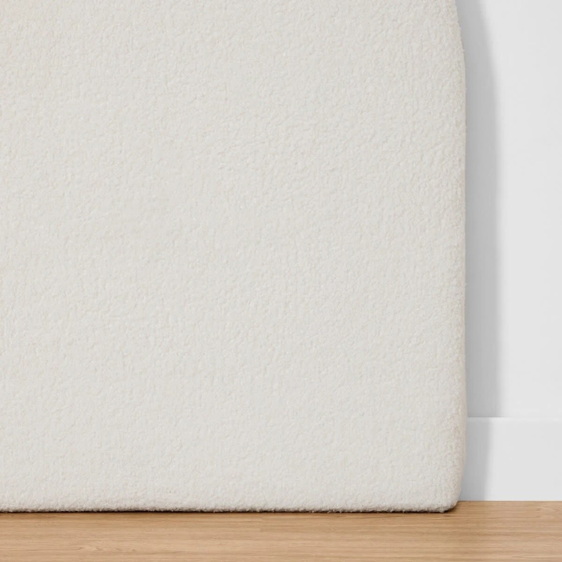 8 Boucle Queen Bedhead, 8 of 10