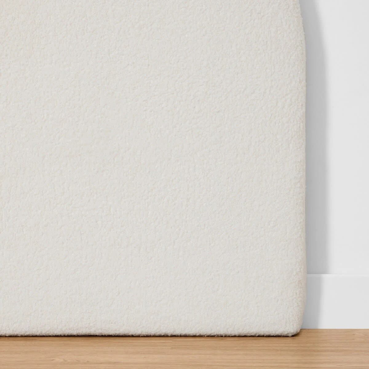 8 Boucle Queen Bedhead, 8 of 10