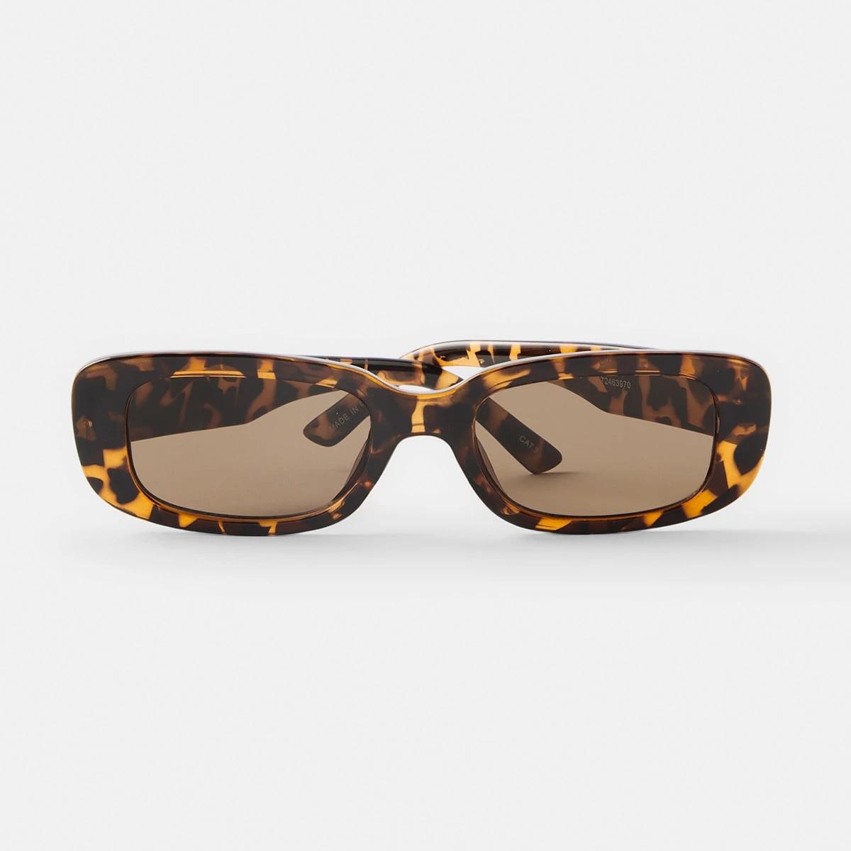 2 Rectangle Classic Sunglasses Tort, 2 of 6