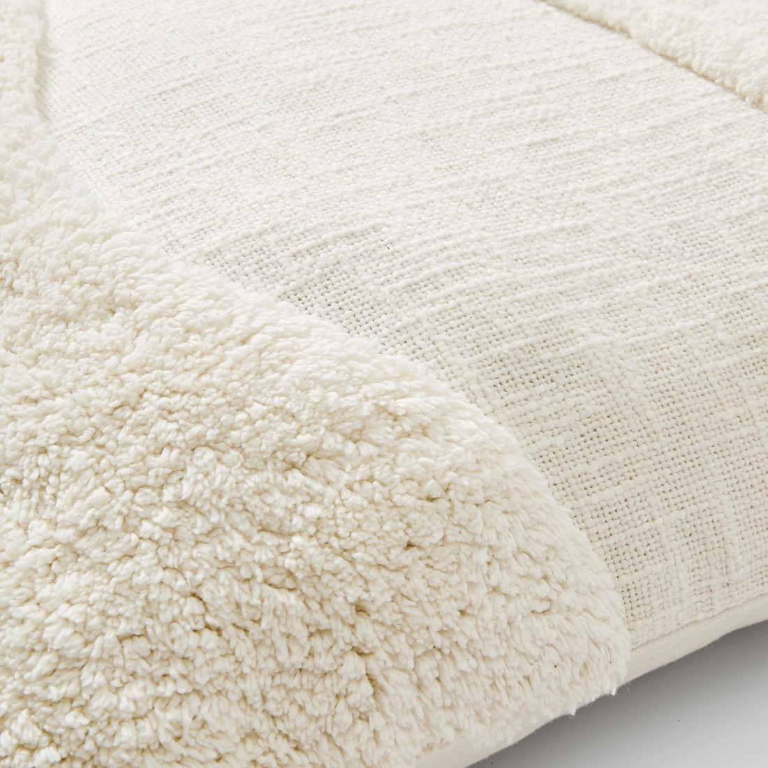 6 50cm Tufted Cushion Cover - White, 6 of 7