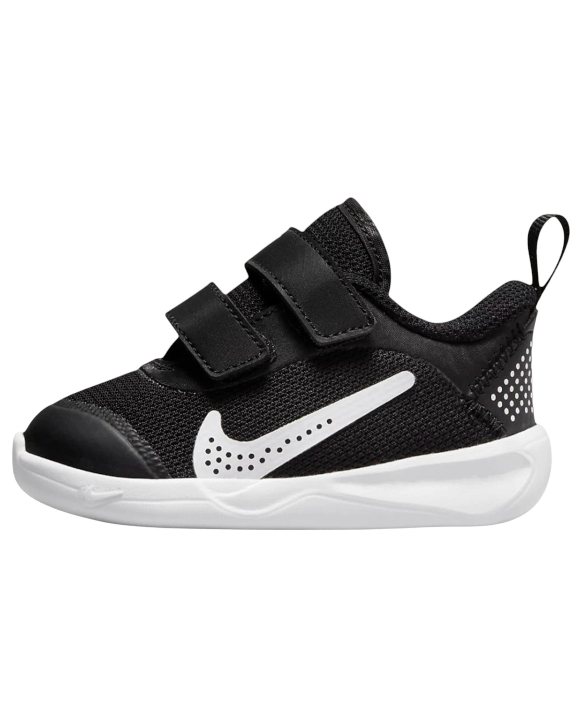8 Nike Unisex Toddler Omni Multi-Court Black Athletic Shoes BLACK/BLUE, 8 of 8