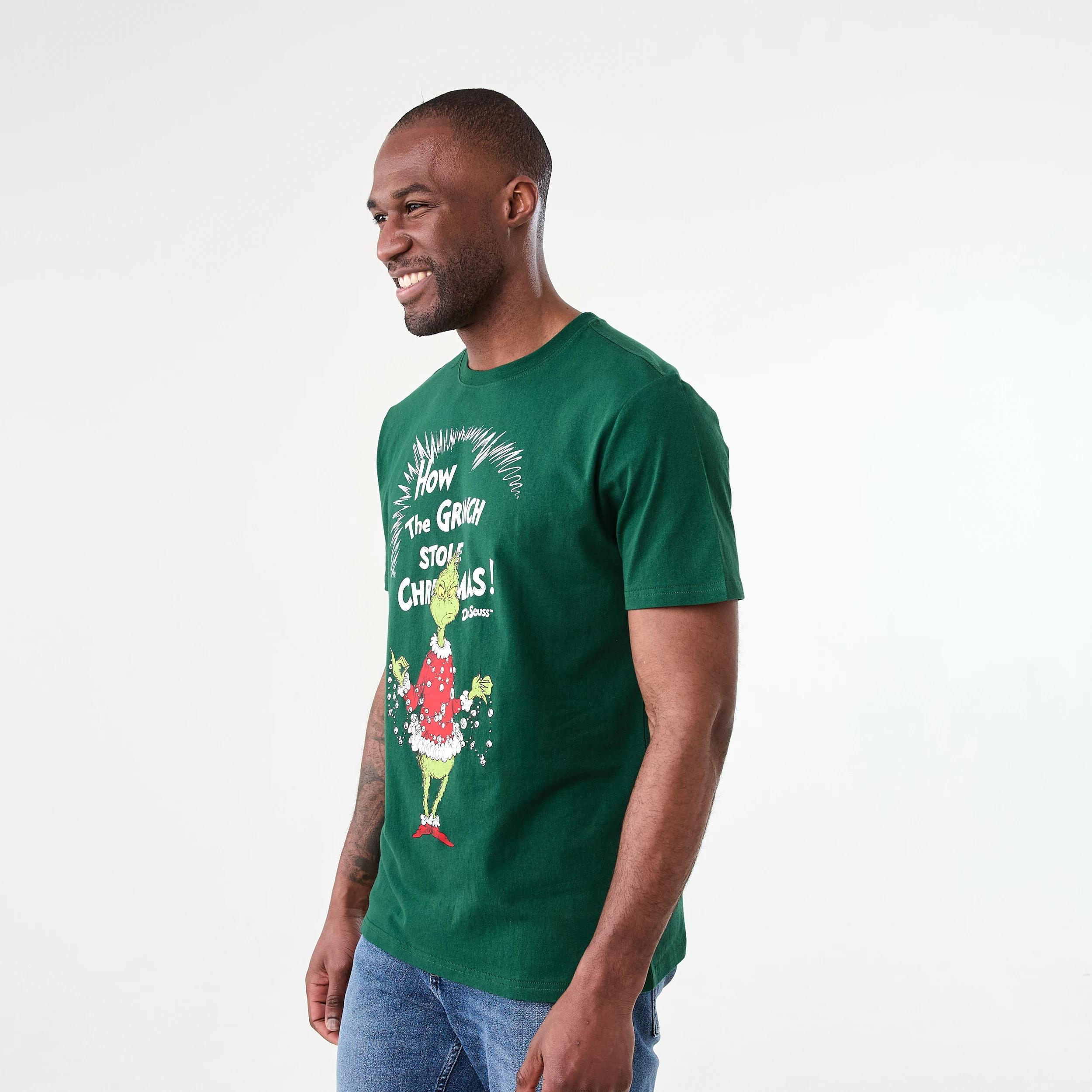 2 The Grinch License Christmas T-shirt STRAWBERRY, 2 of 5