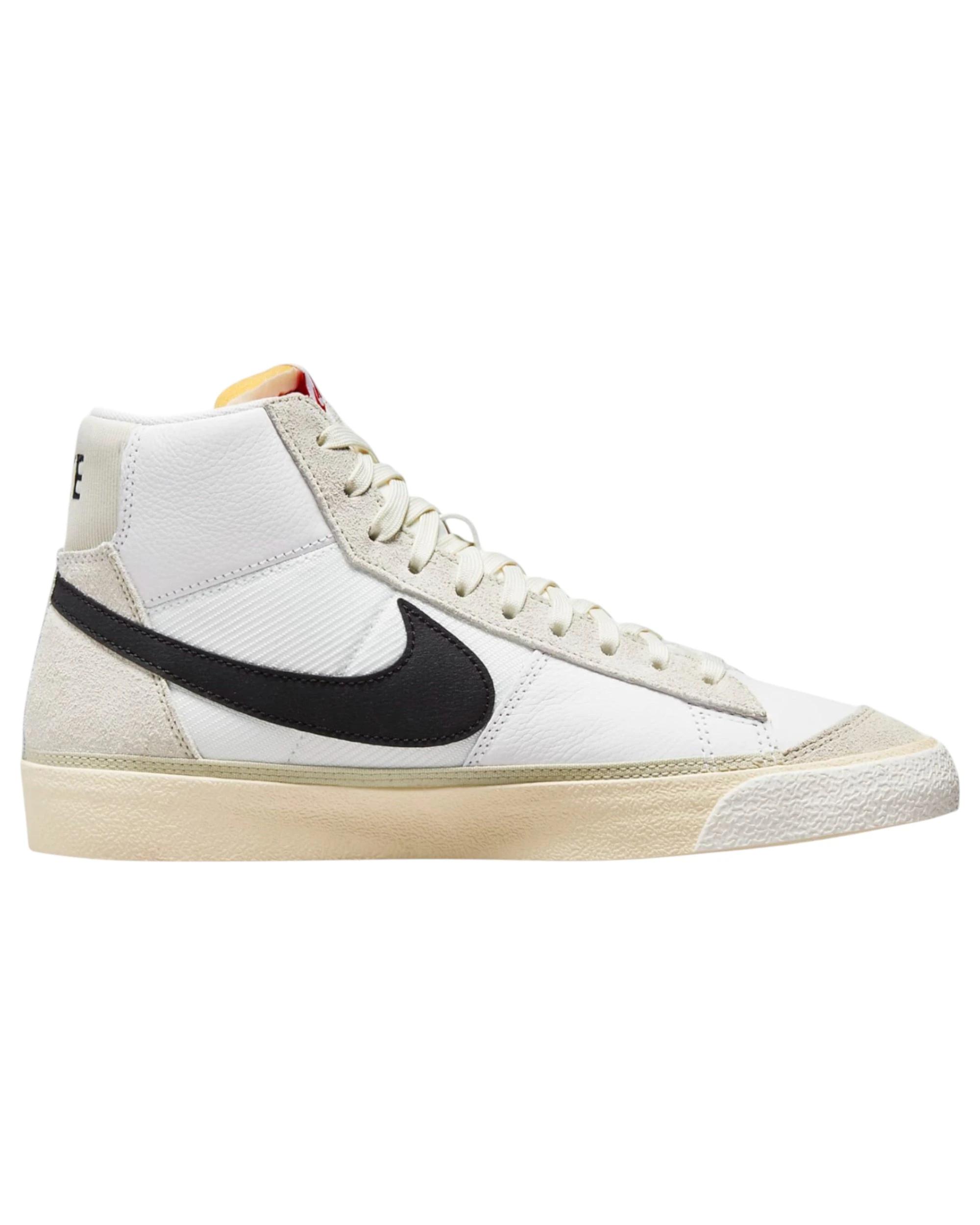 1 Nike Mens Blazer Mid 77 Pro Club Remastered White/ Black Athletic Shoes WHITE/BLACK, 1 of 9