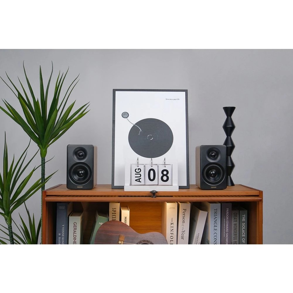 4 Edifier M60 Desktop Speakers Oak, 4 of 5