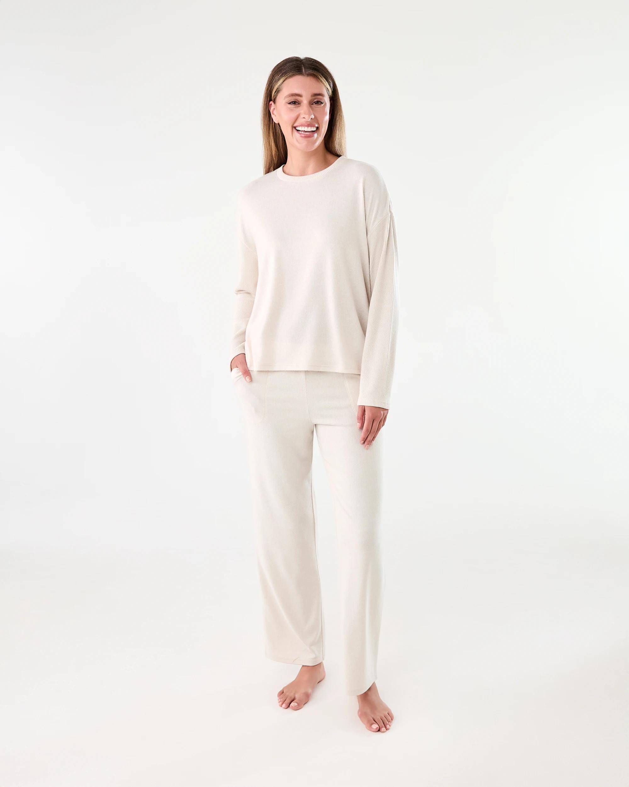 8 Super Soft Rib Sleeve Lounge Top Marled Oat, 8 of 8