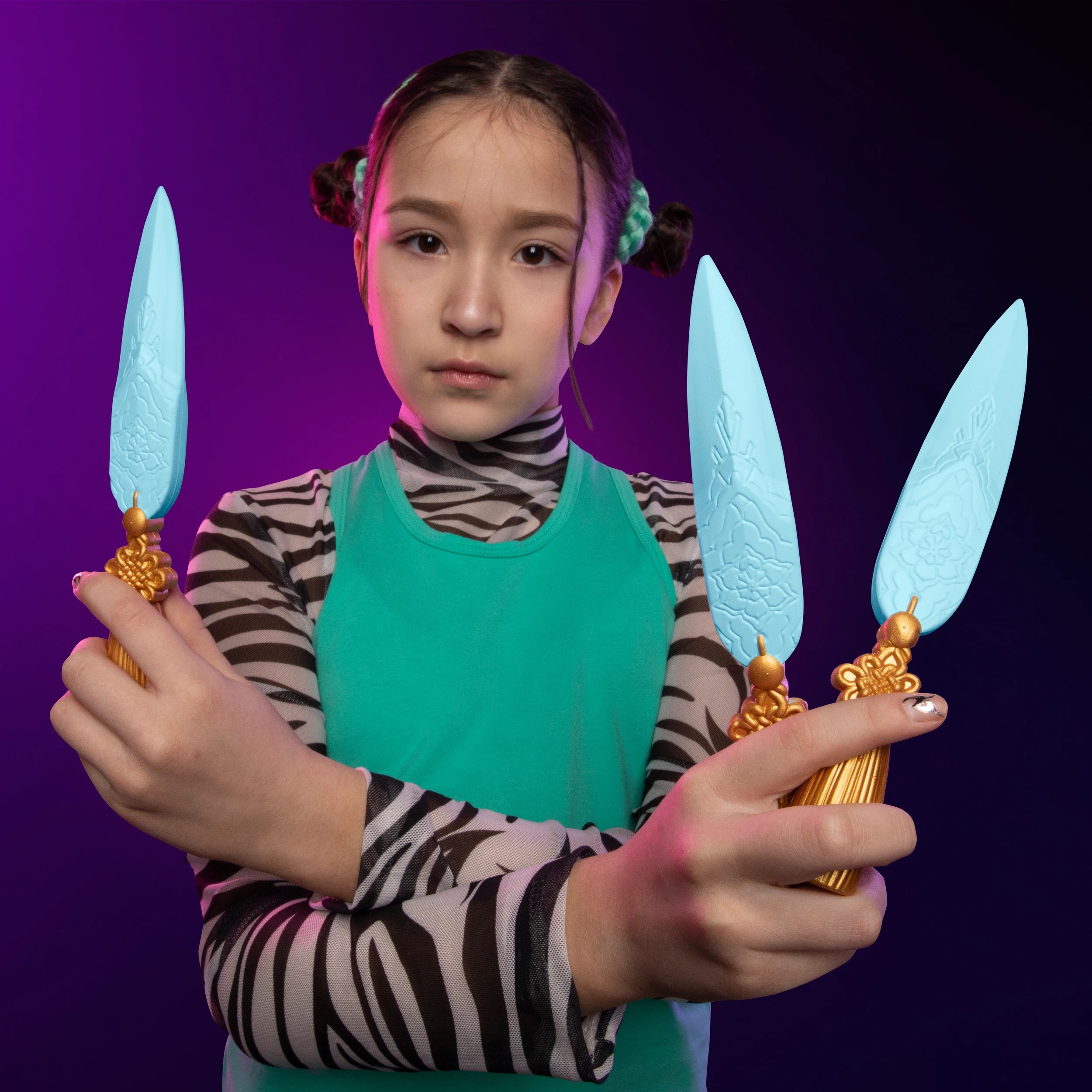 4 Nerf KPop Demon Hunters Zoey's Spirit Blades, 4 of 4