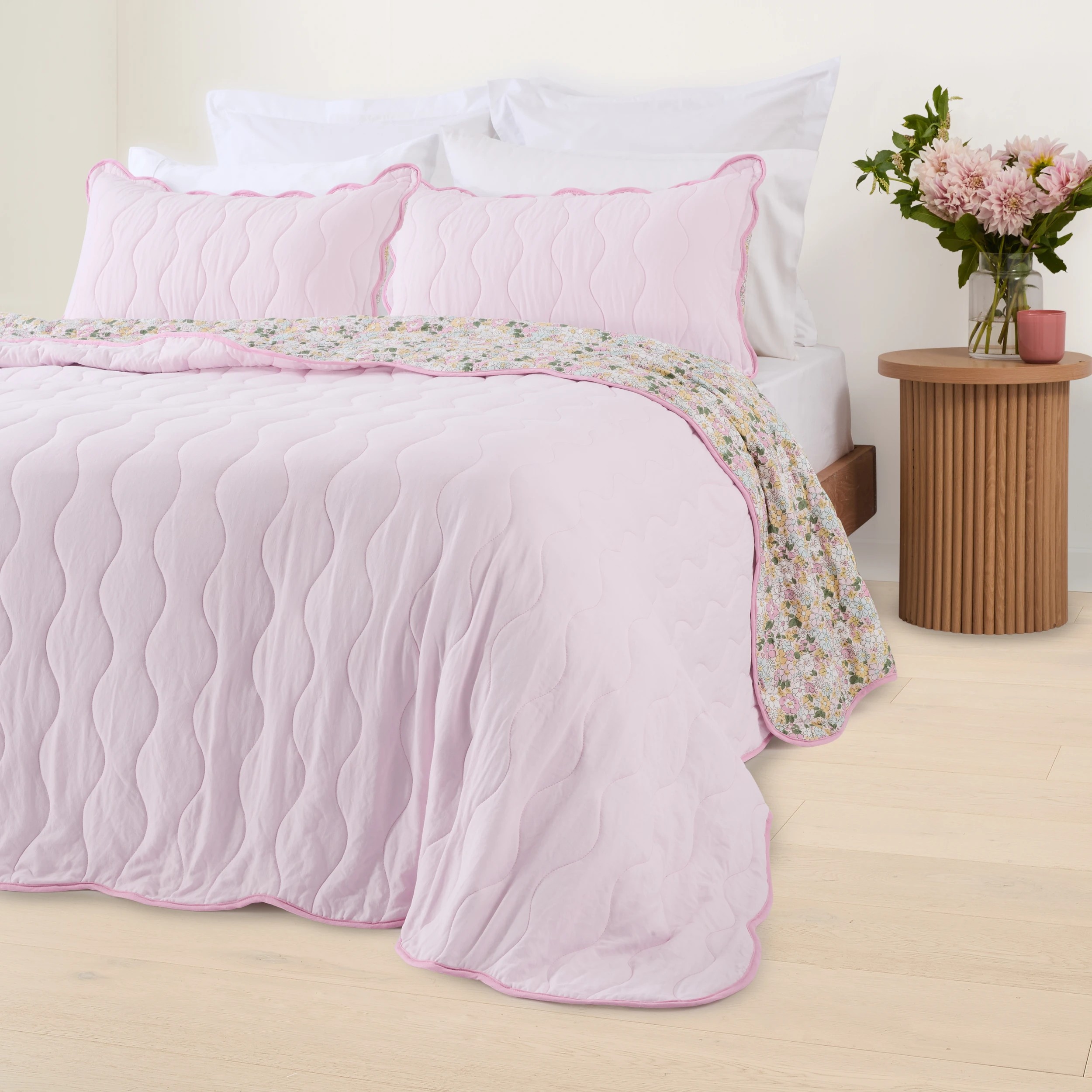 3 Floral Reversible Coverlet Set - Queen/King Bed, Pink, 3 of 8