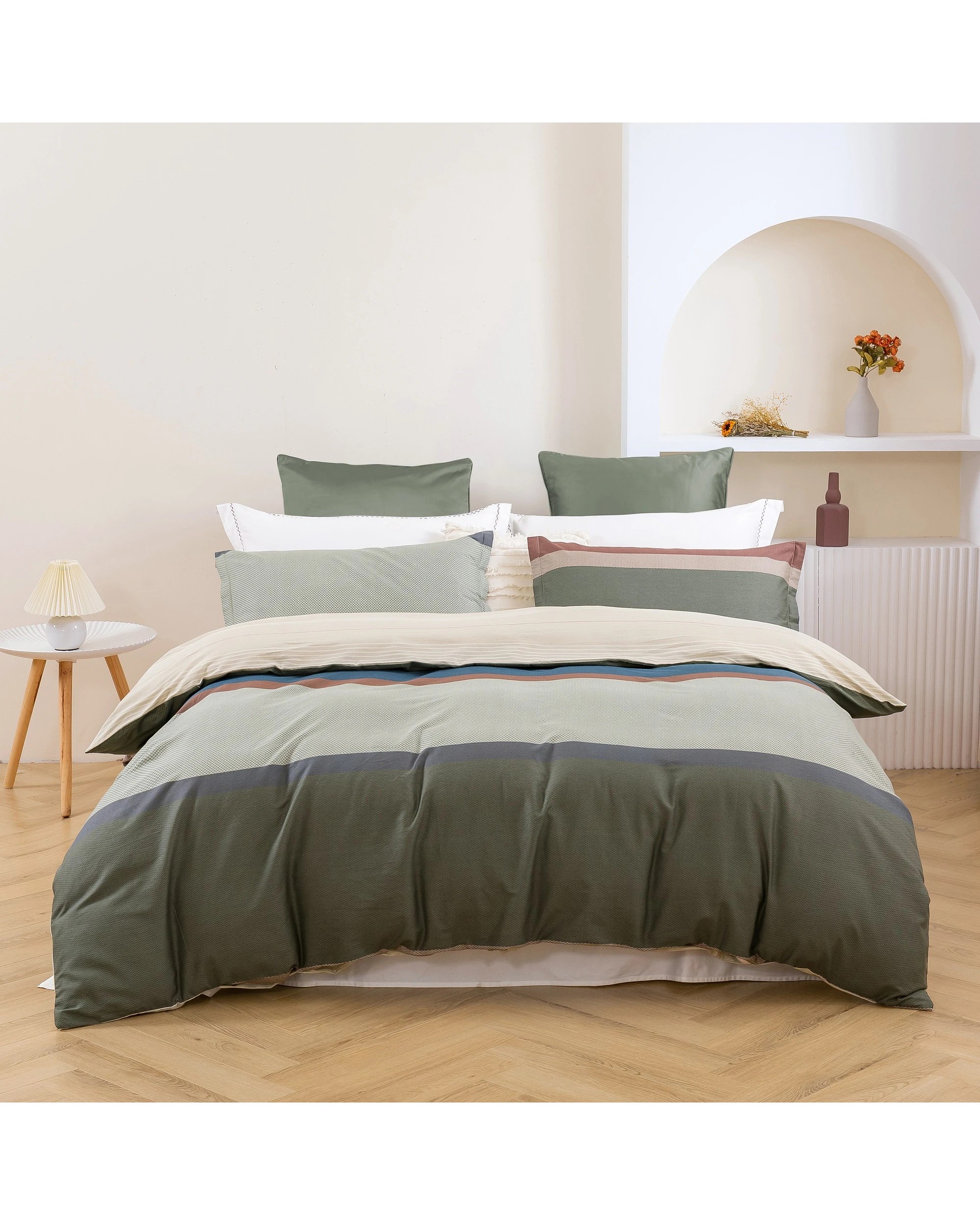 1 Dreamaker Canyon 100% Cotton Reversible Quilt Cover Set - Queen Bed - Green, 1 of 9