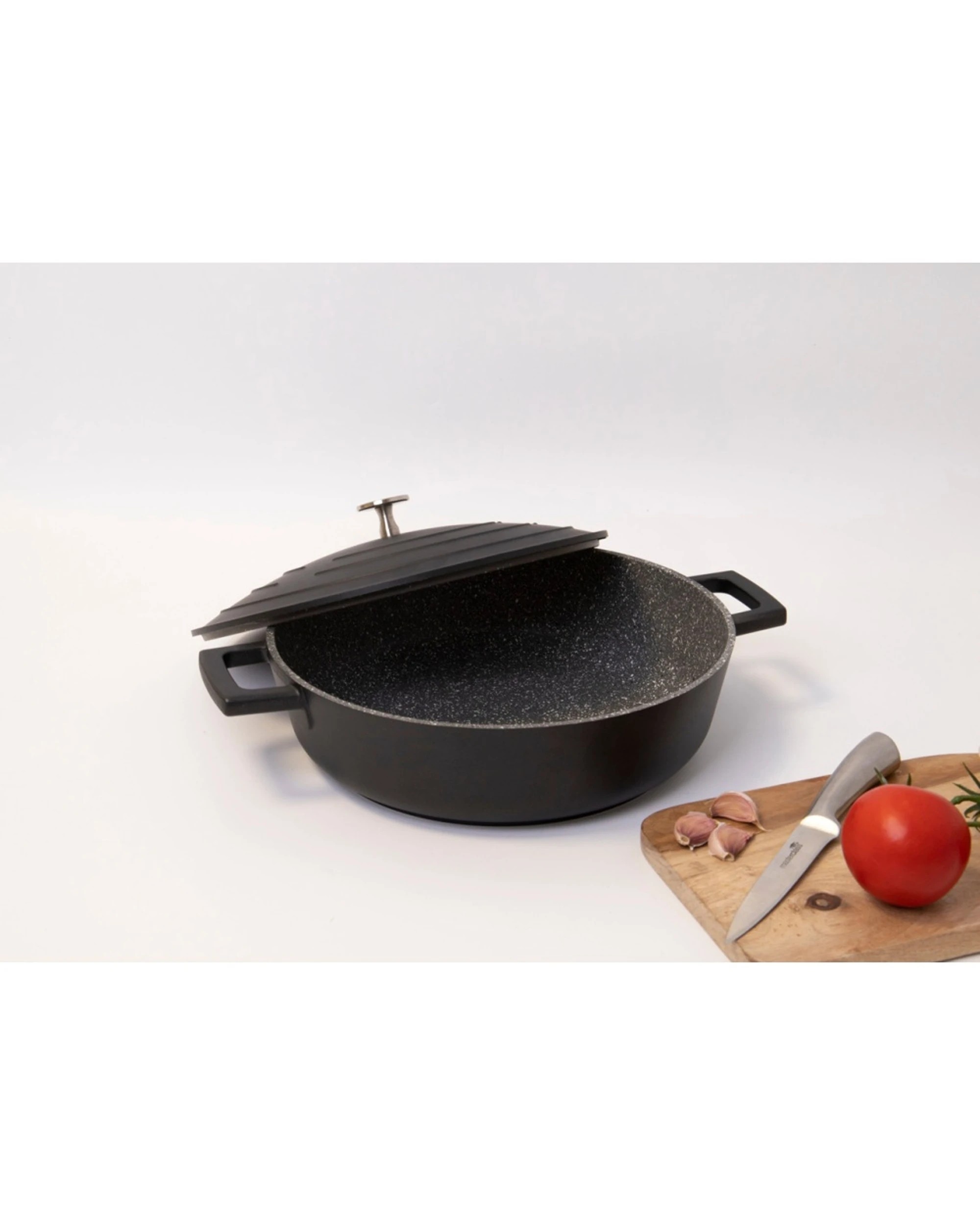 4 MasterCraft Cast Aluminium Shallow Casserole Dish Kitchen Cooking Pot 2.5L 24cm - Black, 4 of 5