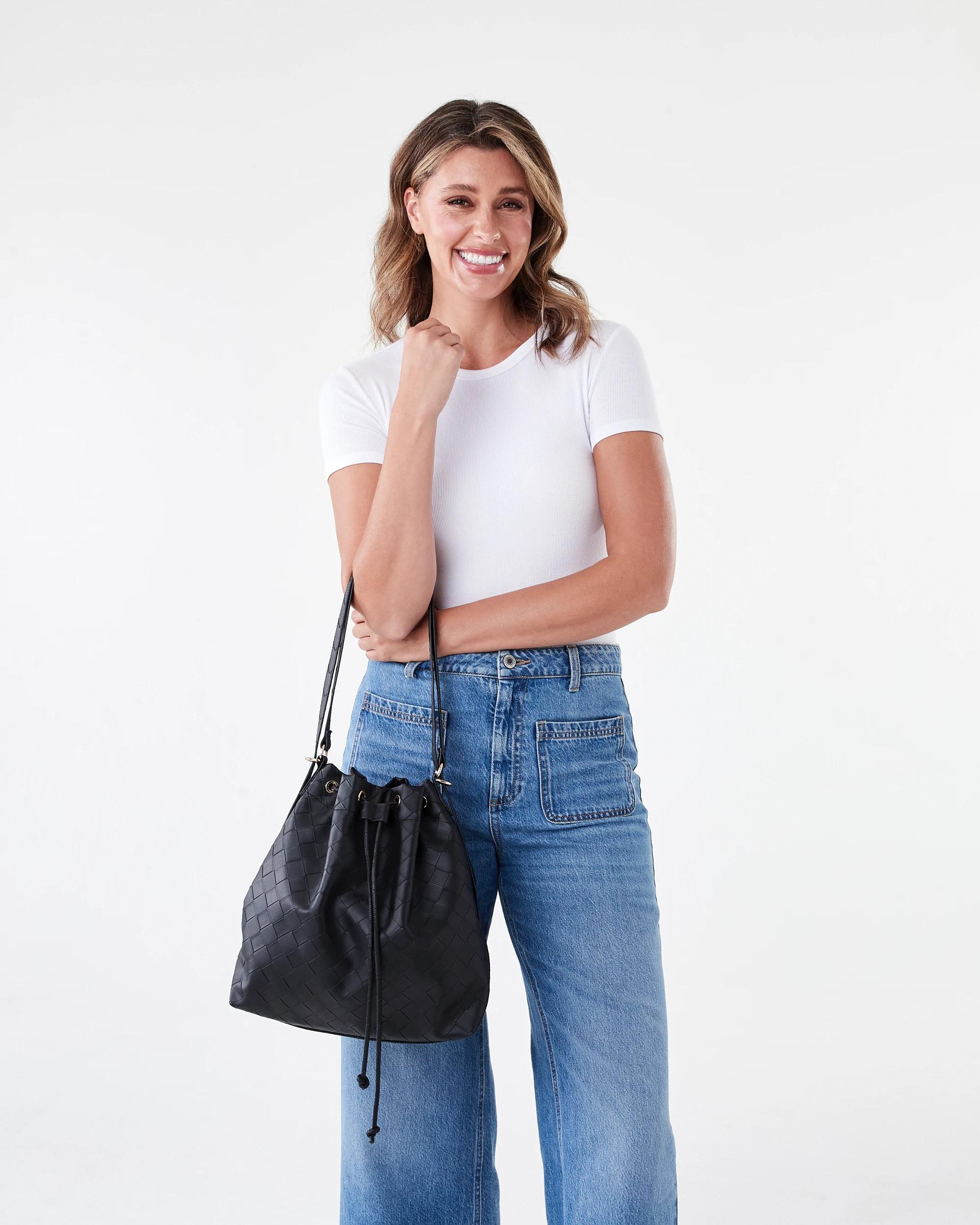 10 Convertible Bag Black, 10 of 10