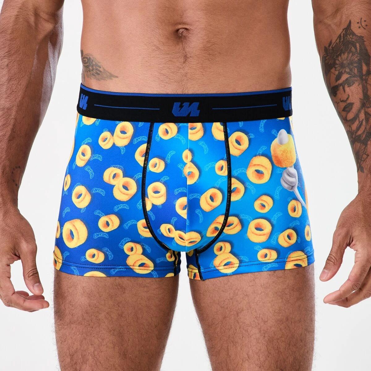 2 License Trunks CHEEZELS, 2 of 7