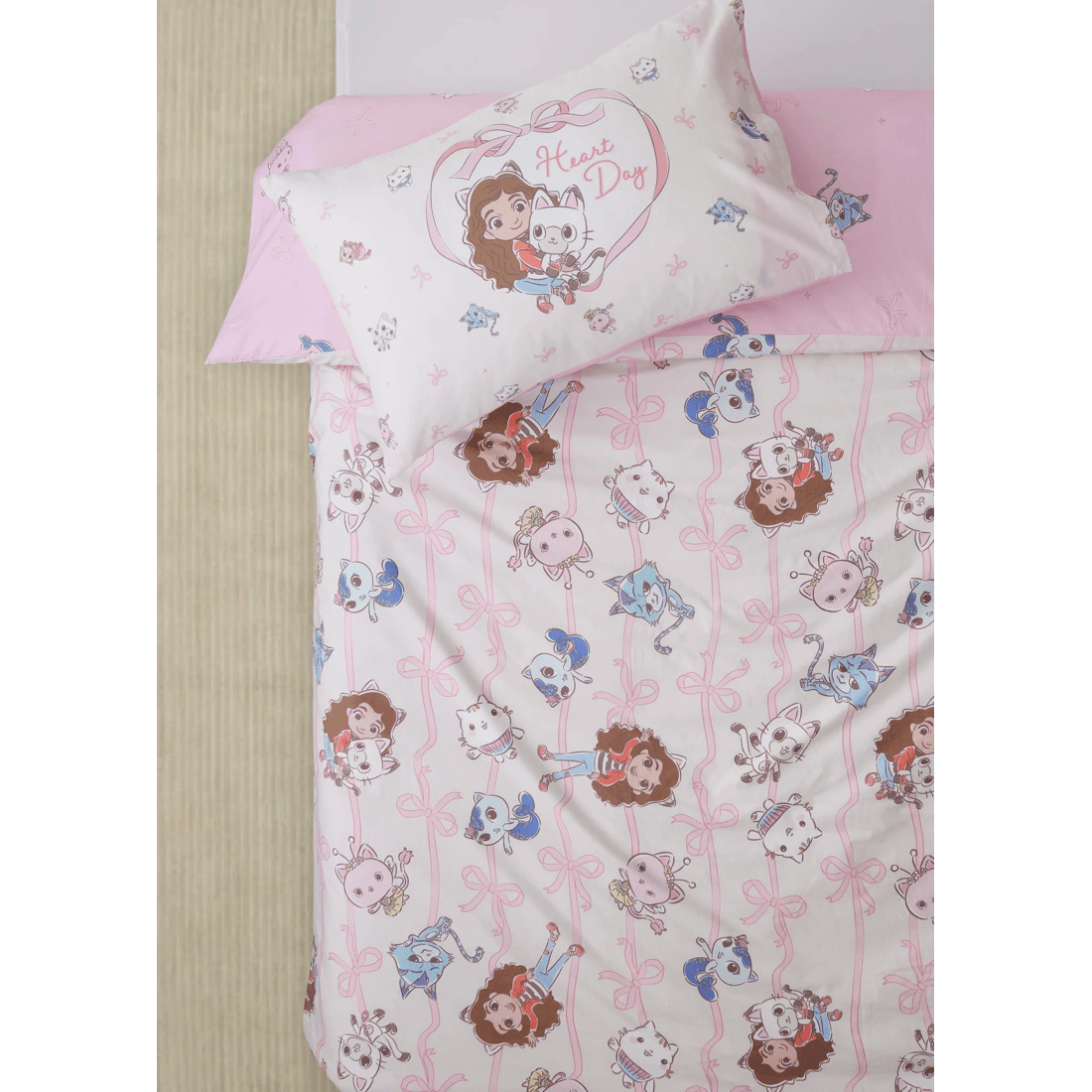 1 Gabby's Dollhouse Kids Quilt Cover Set - Pink, 1 of 4