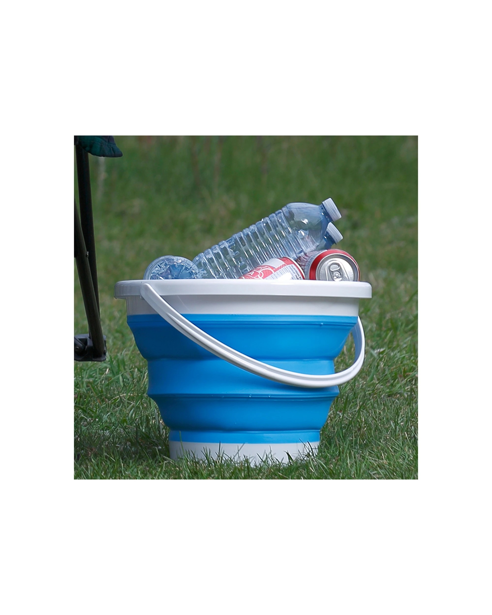 3 Coghlans Collapsible Bucket 5 L Food Safe Camping With Pouring Spout TPR And PP - Blue, 3 of 4