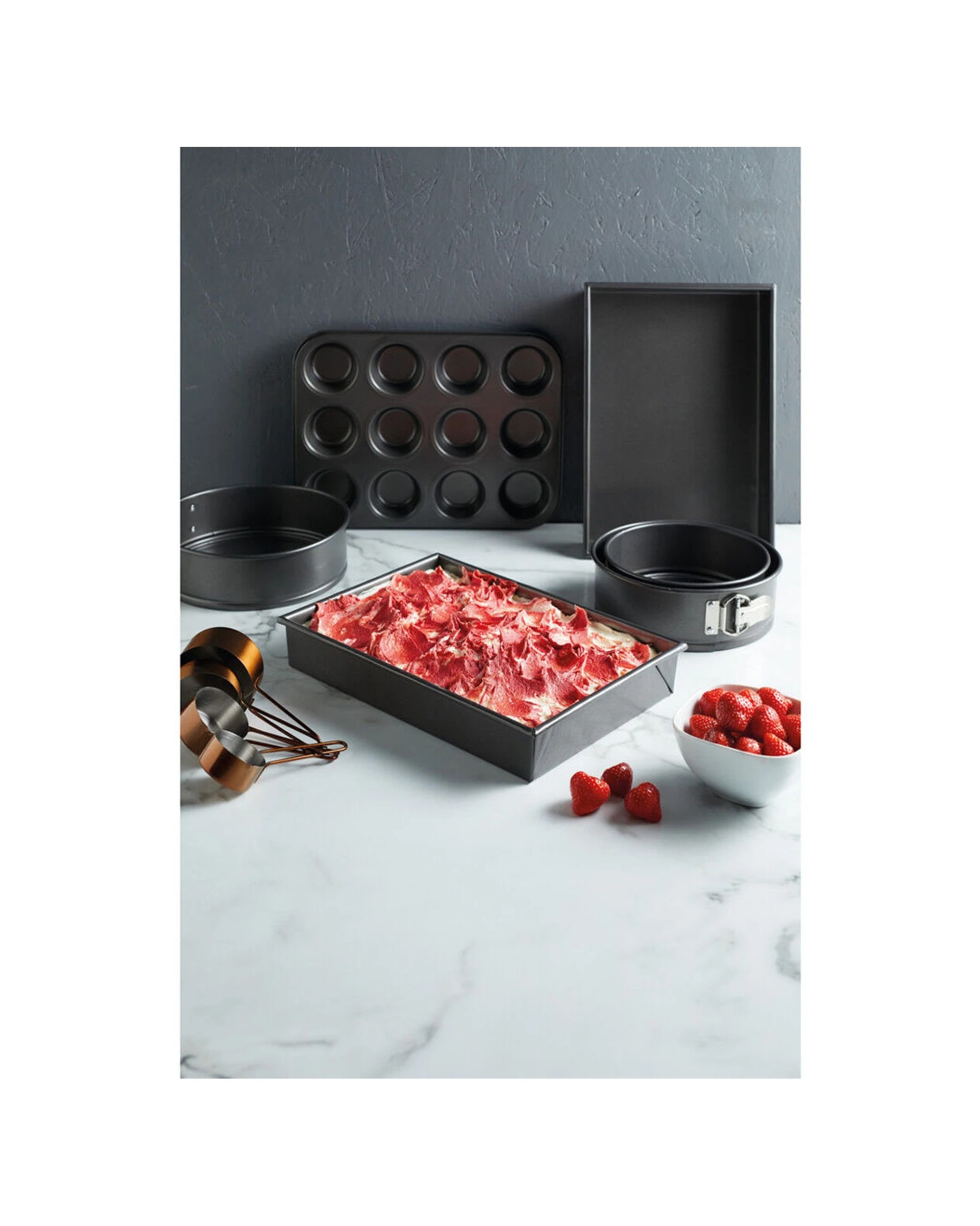 3 Mastercraft 2PK 35x24cm Heavy Base Non-Stick Quantum II Rectangular Deep Cake Pan 2PK - Black, 3 of 7