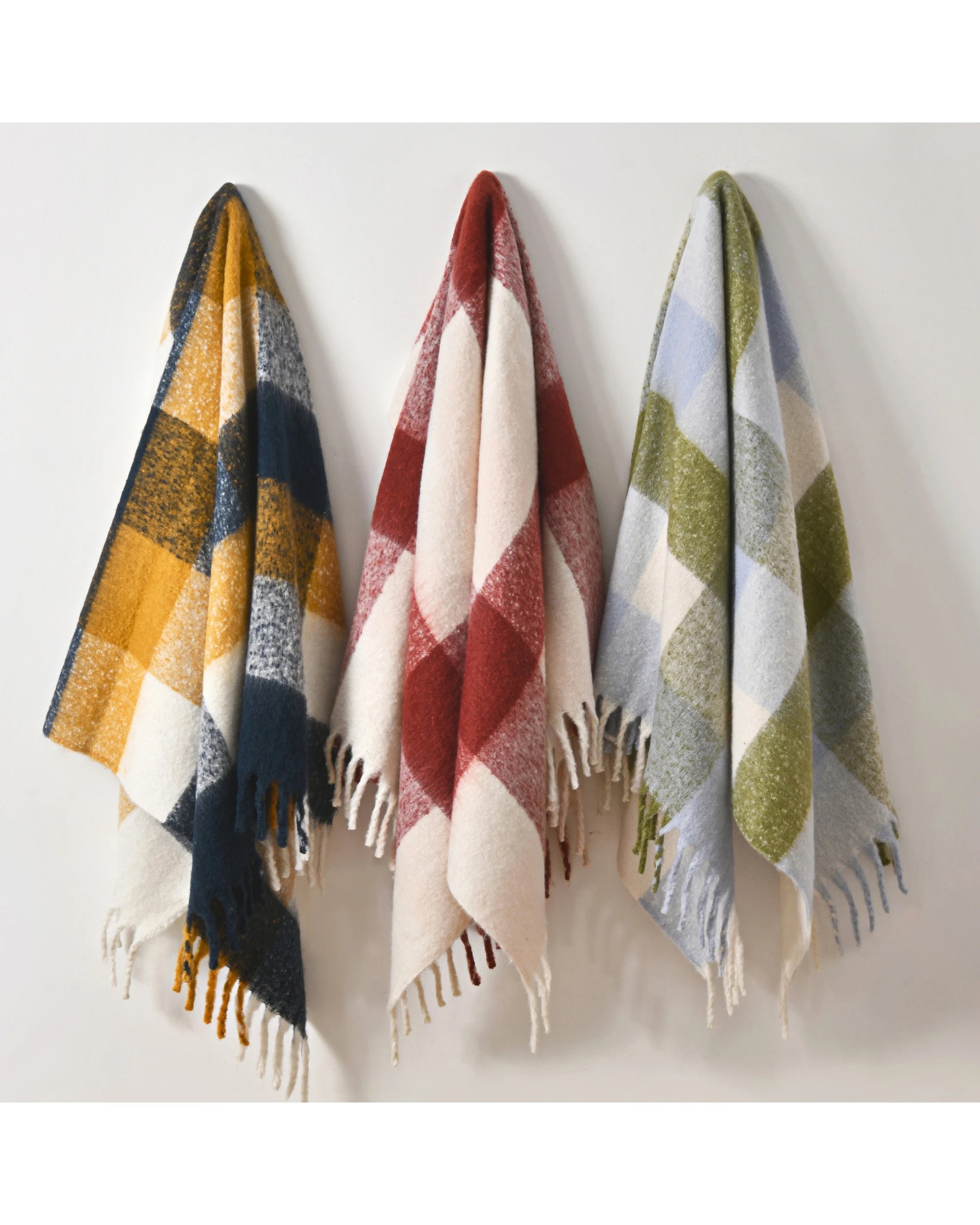 4 Cadence & Co. Sinclair Faux Mohair Check Throw 130x170cm - Ginger and Navy, 4 of 4