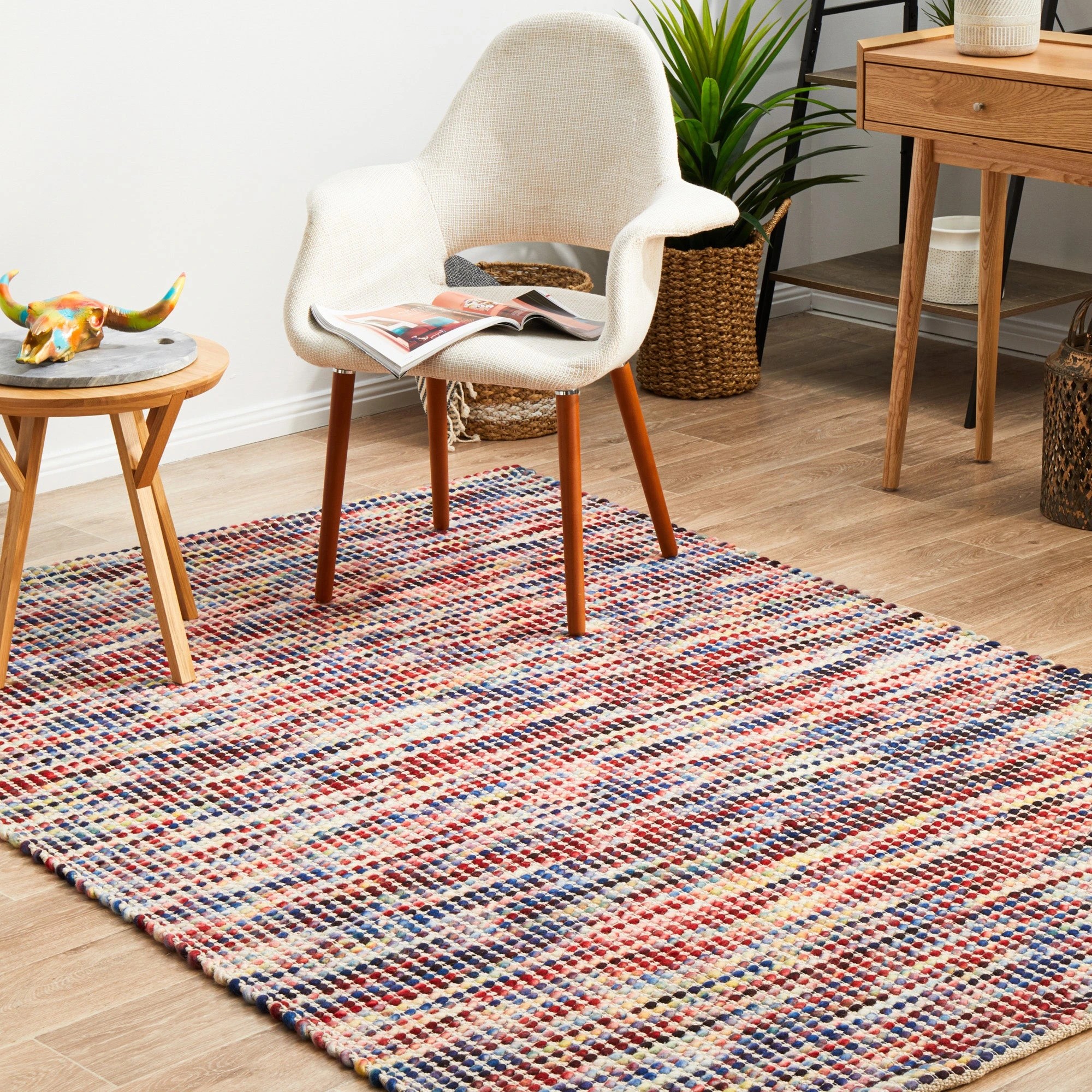 2 Common Ground Rugs Nordica 300 320x230cm - Extra Large Wool Rug - Red, 2 of 6