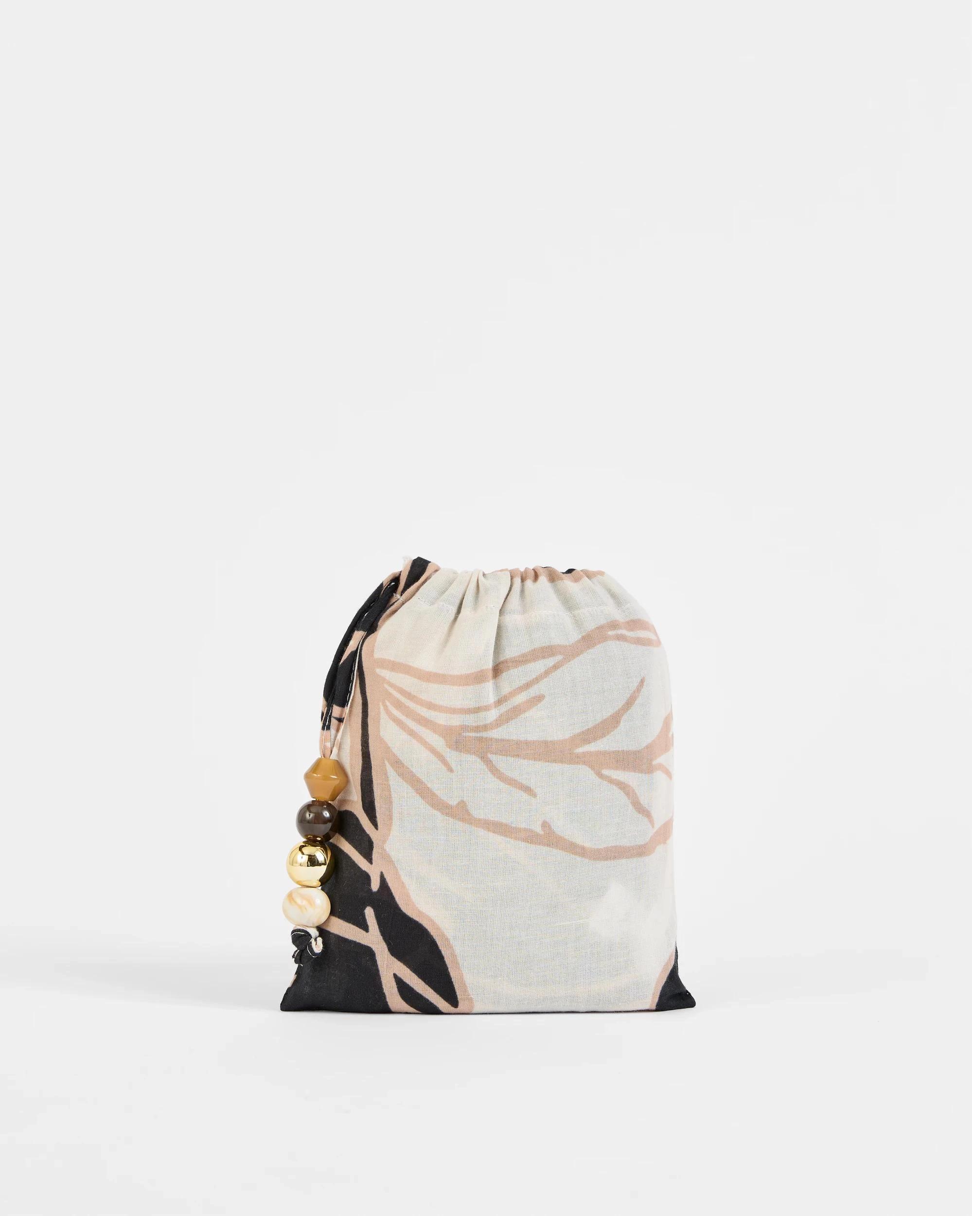 6 Target Beach Sarong with Bag BLACK BANANA LEAF, 6 of 6