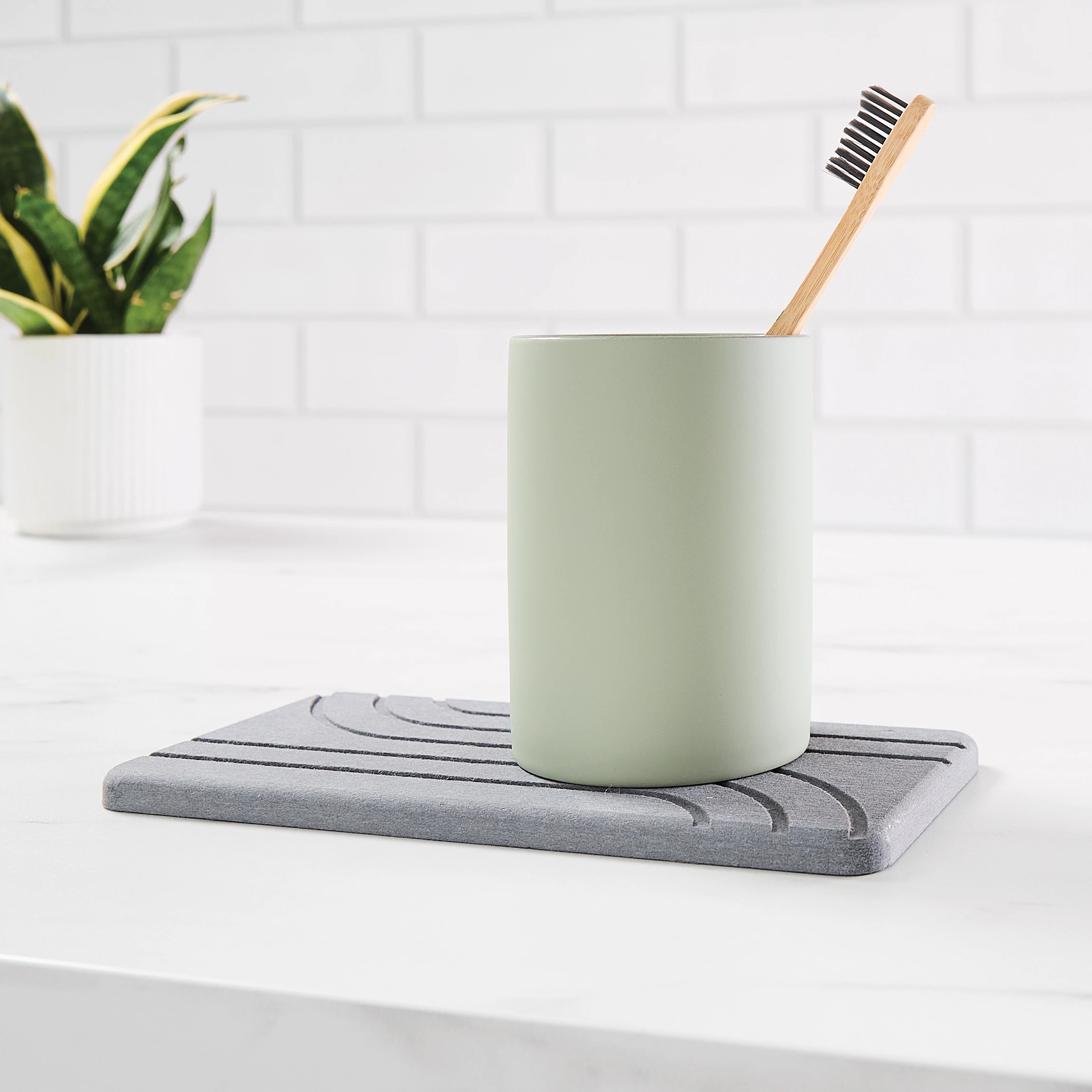 3 Stone Dry Bathmat and Tray Set - Grey, 3 of 4