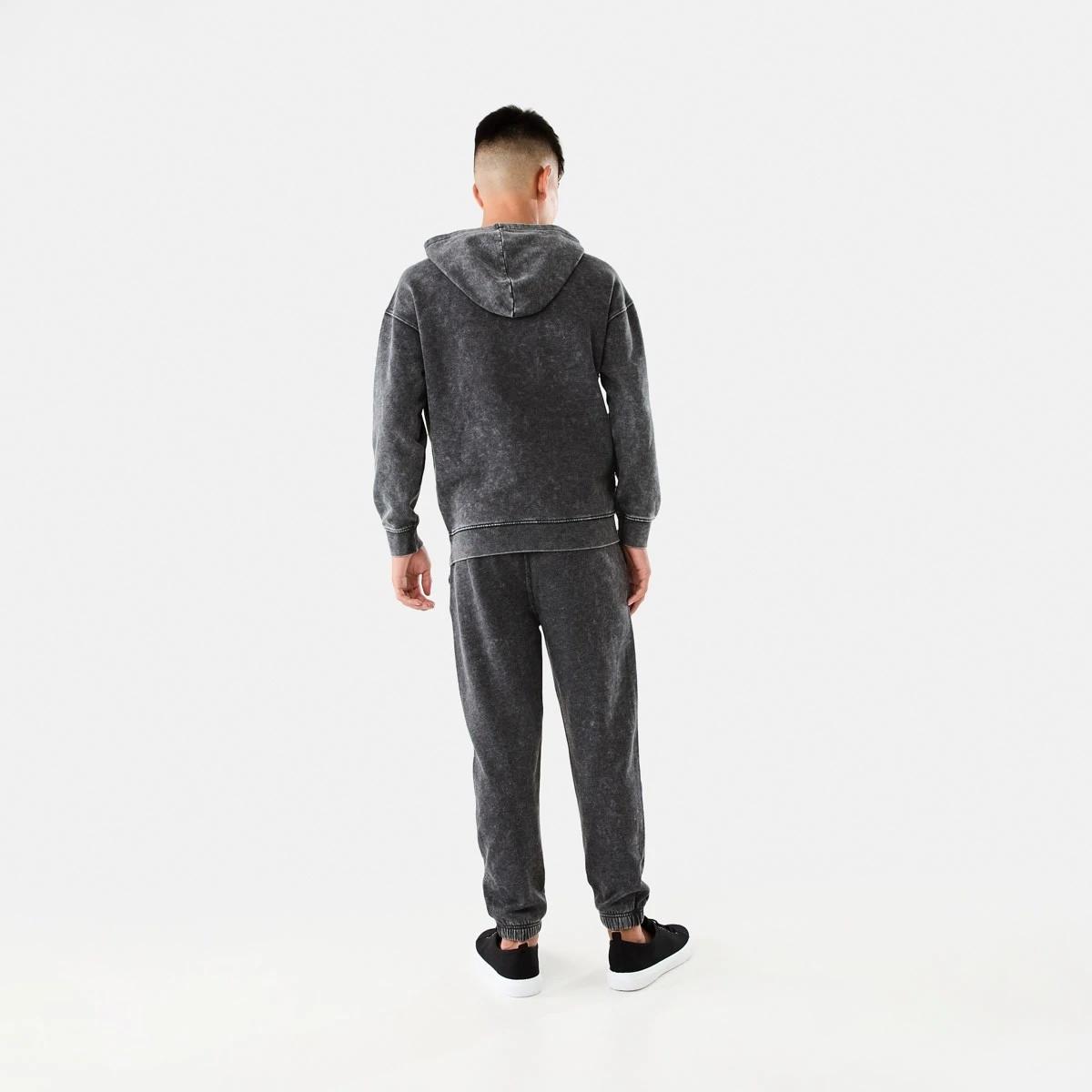 8 Oversized Washed Hoodie with Pocket Black, 8 of 10