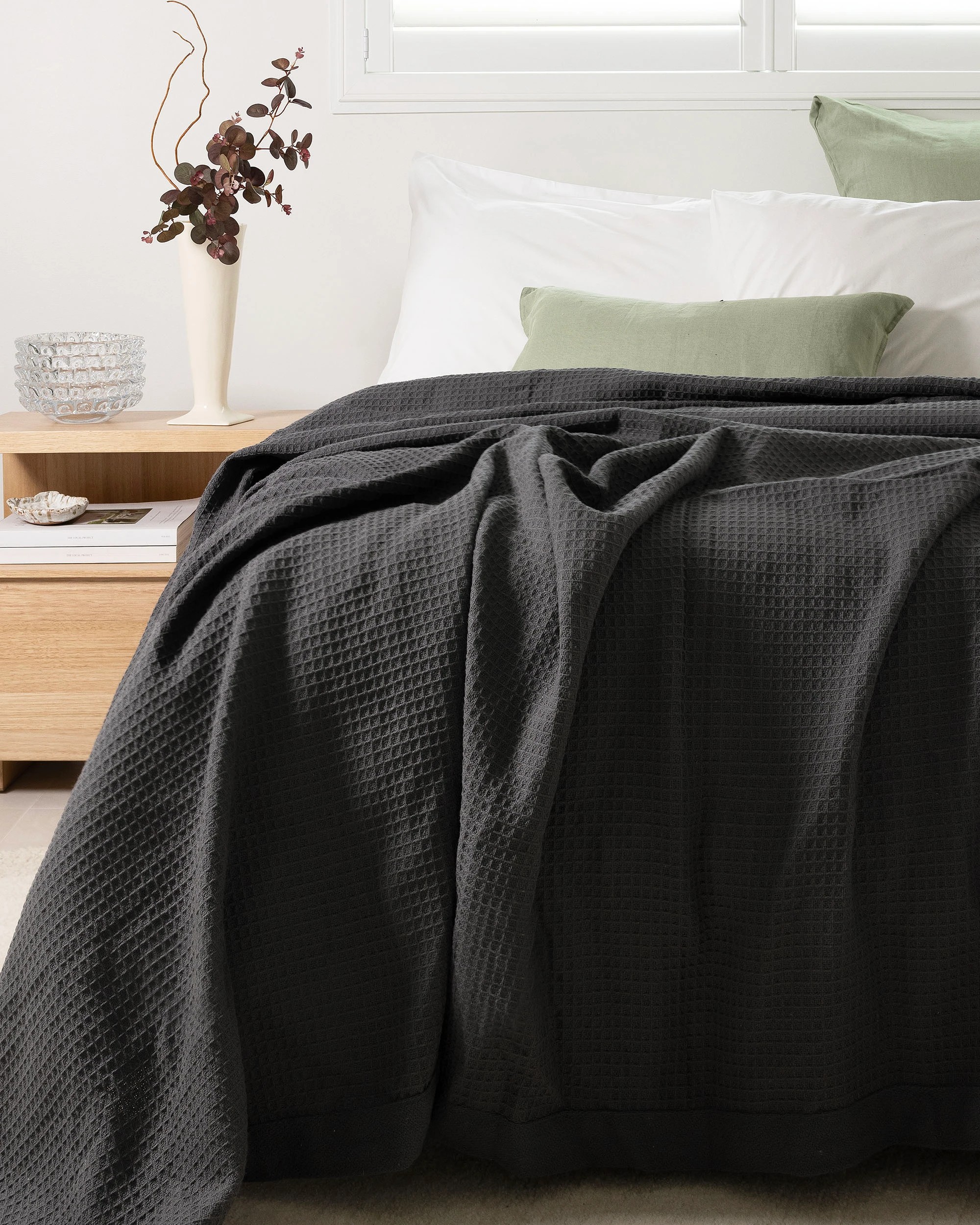 1 Bambury Cotton Waffle Weave Lightweight Blanket - Single Bed - Charcoal, 1 of 2