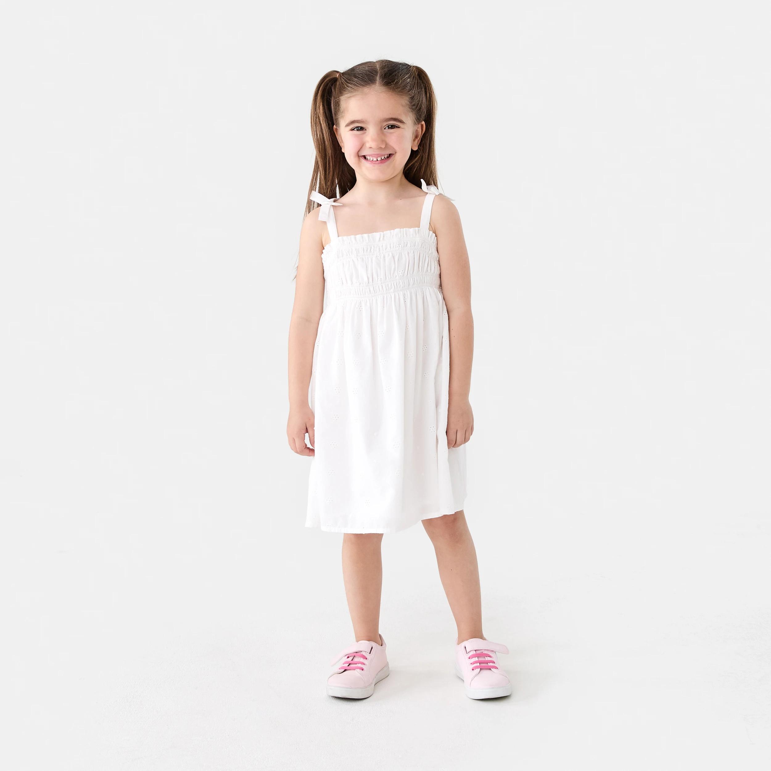 7 Sleeveless Smocked Dress Snw White, 7 of 8
