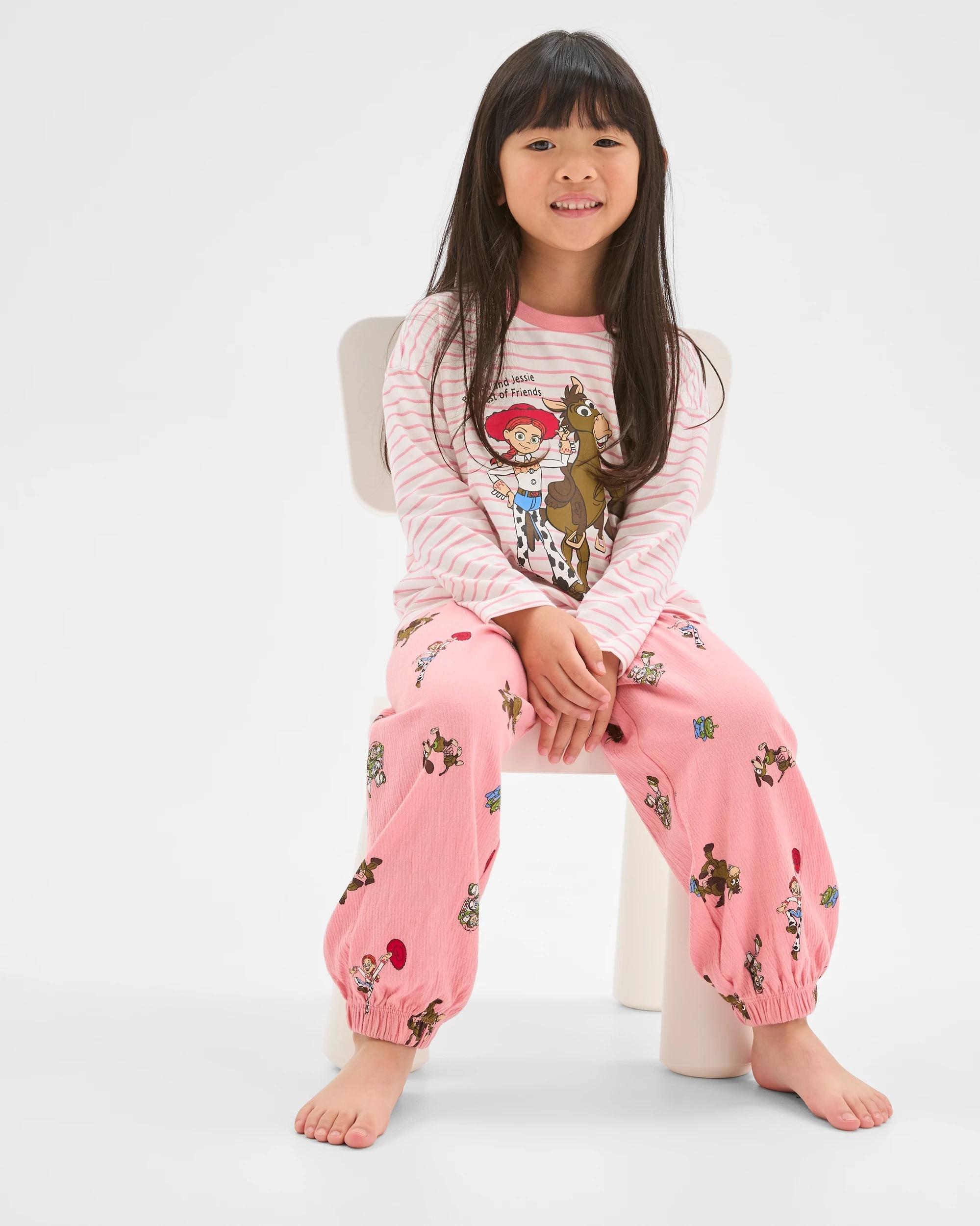 3 Disney Toy Story Organic Cotton Younger Girl Pyjama Set JESSIE, 3 of 7