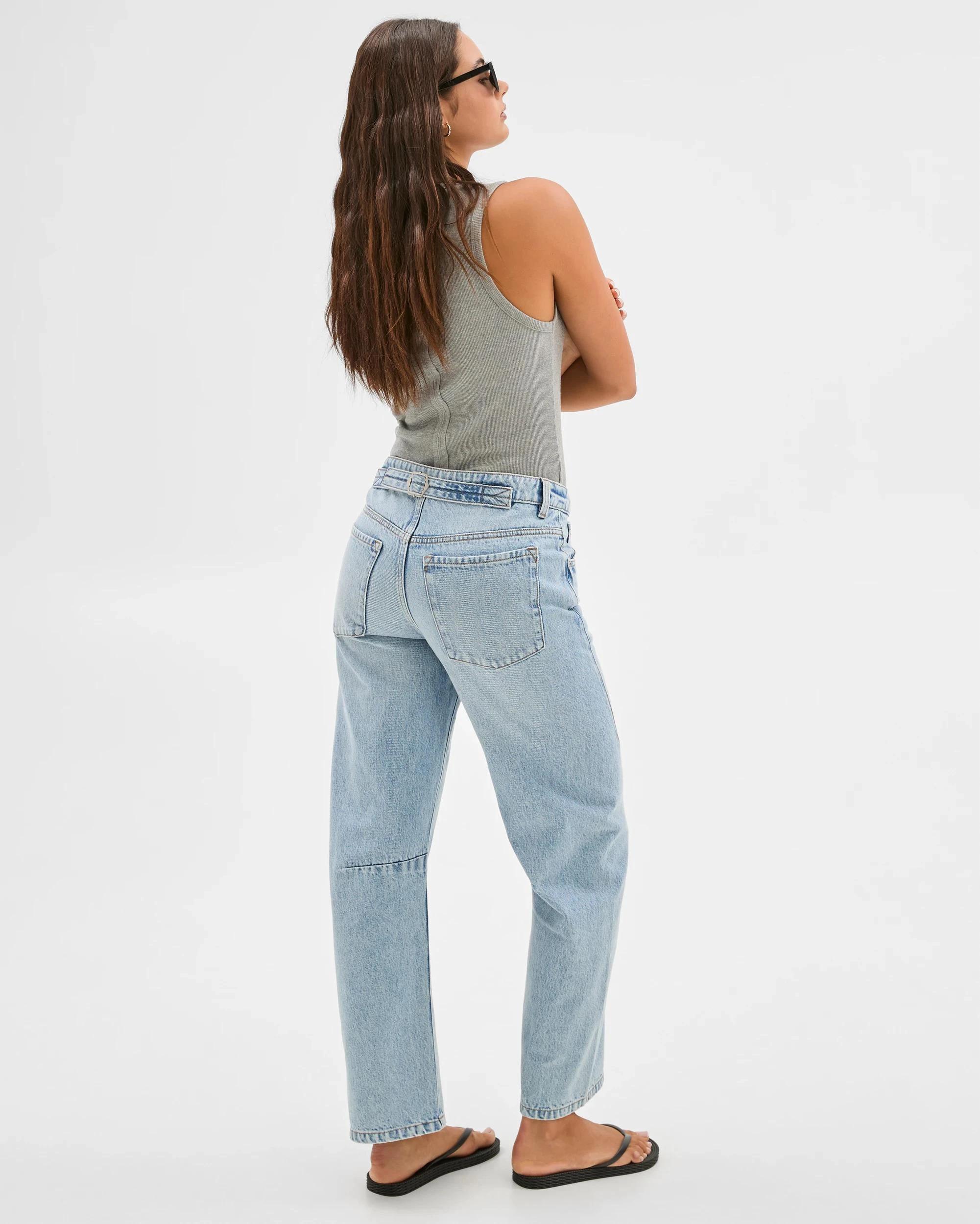 6 Lily Loves Mid Rise Barrel Leg Slim Denim Jeans PALEINDIGO, 6 of 6