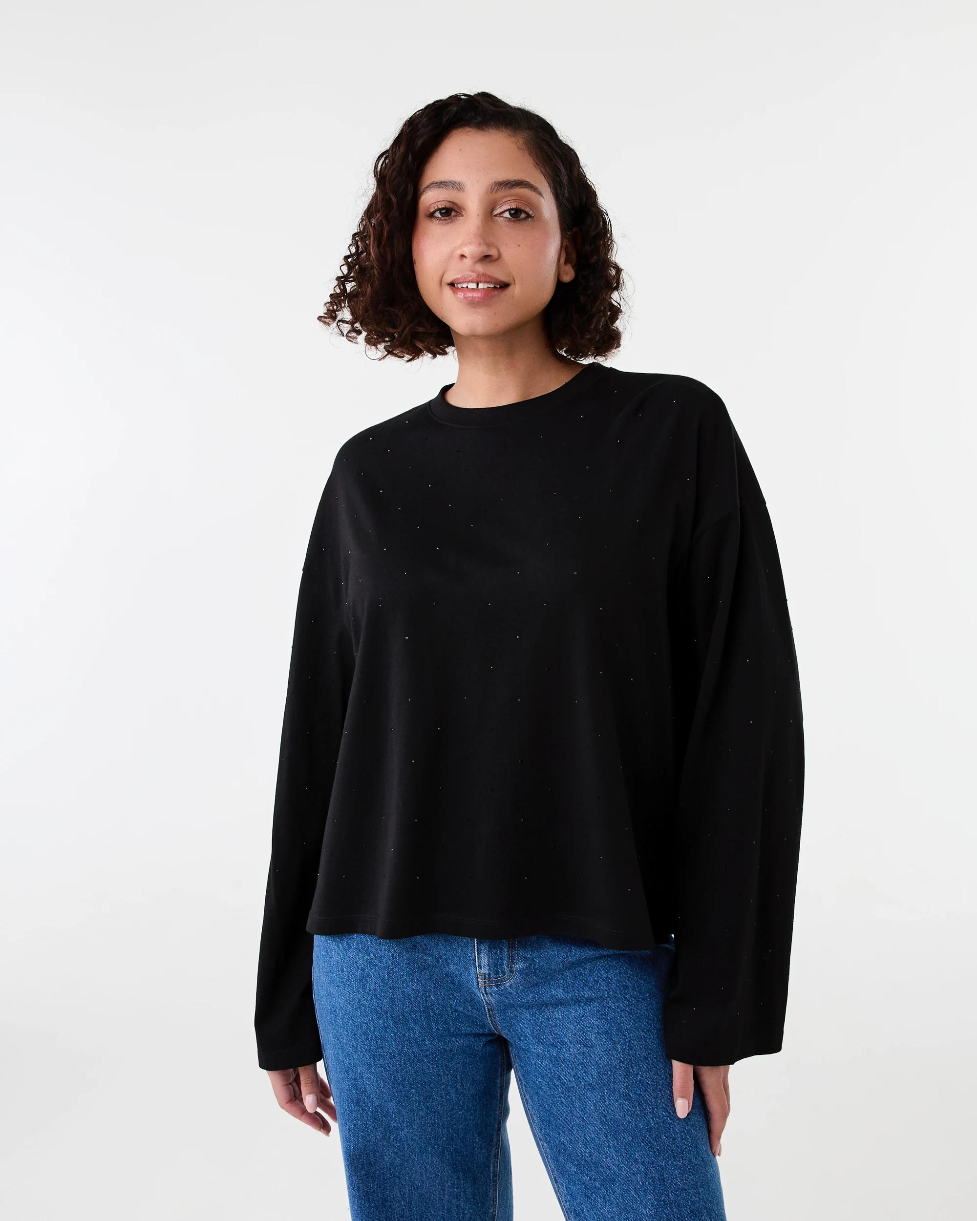 1 Long Sleeve Embellished T-shirt Black, 1 of 7