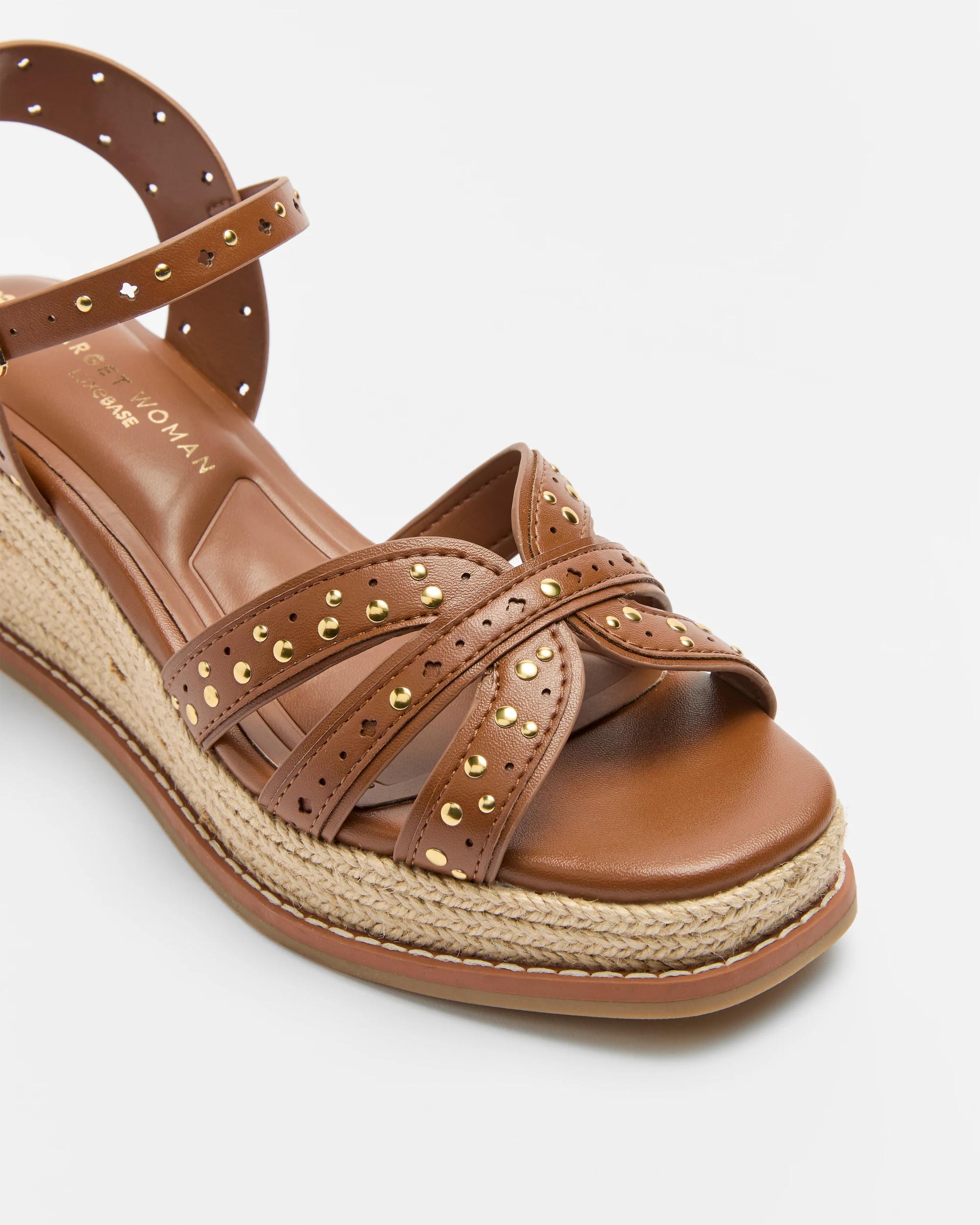 2 Target Womens Mid Wedge - Maggie TAN, 2 of 3