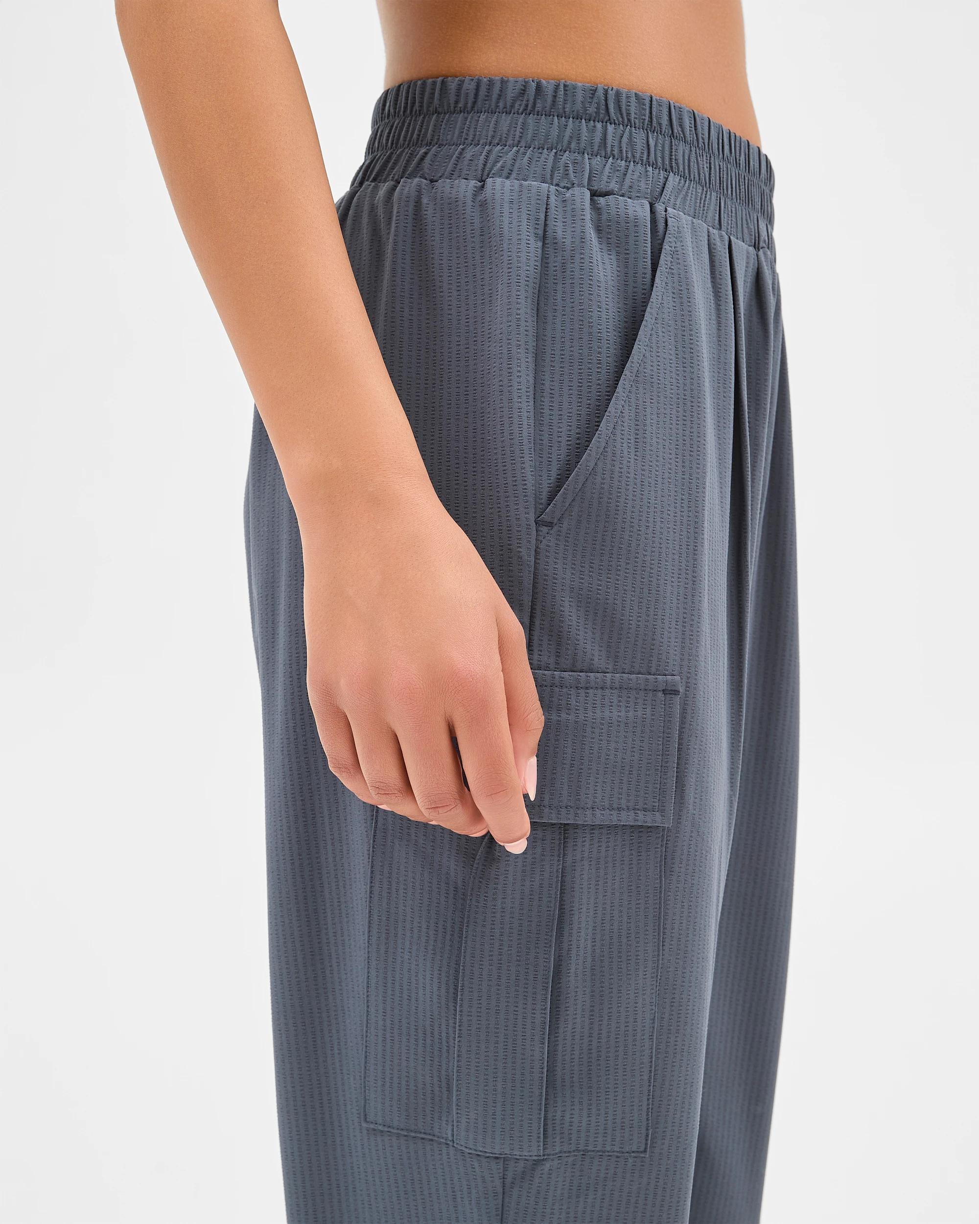 5 Target Active Woven Cargo Pants SMOKE, 5 of 6