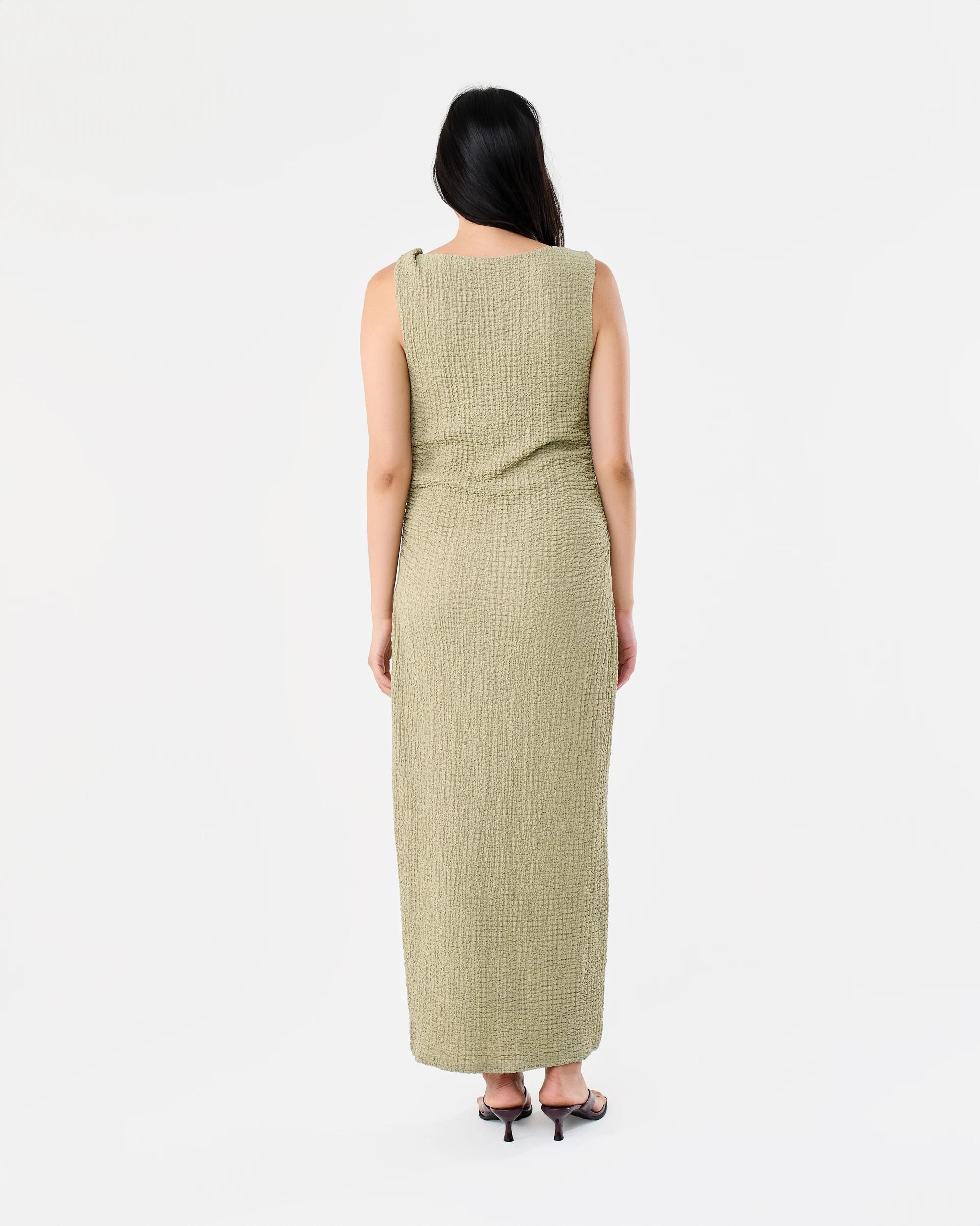 3 Sleeveless Textured Twist Midi Dress Urban Grn, 3 of 8