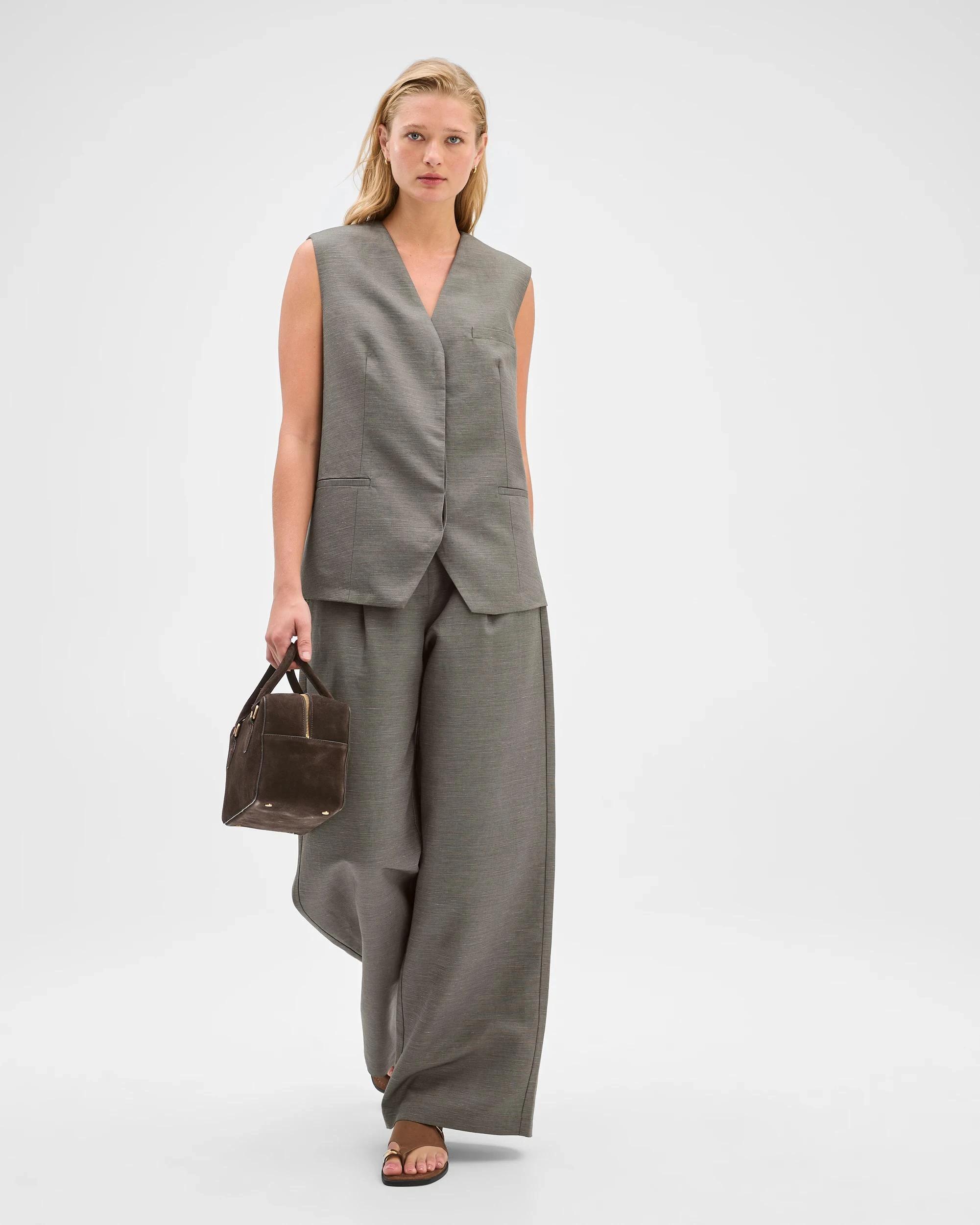 3 Preview Lyocell Linen Blend Sleeveless Jacket GREY MELANGE, 3 of 7